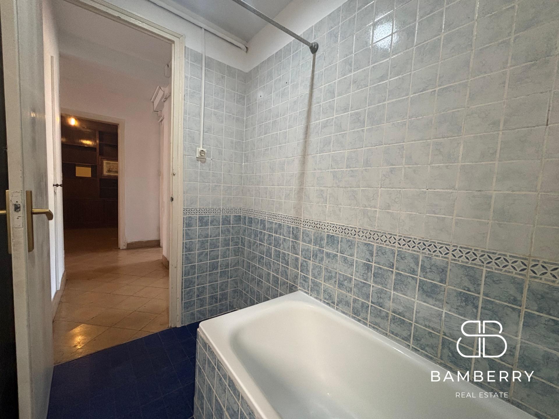 Ático con gran potencial y terraza de 30 m² en una de las zonas más codiciadas de Barcelona-39