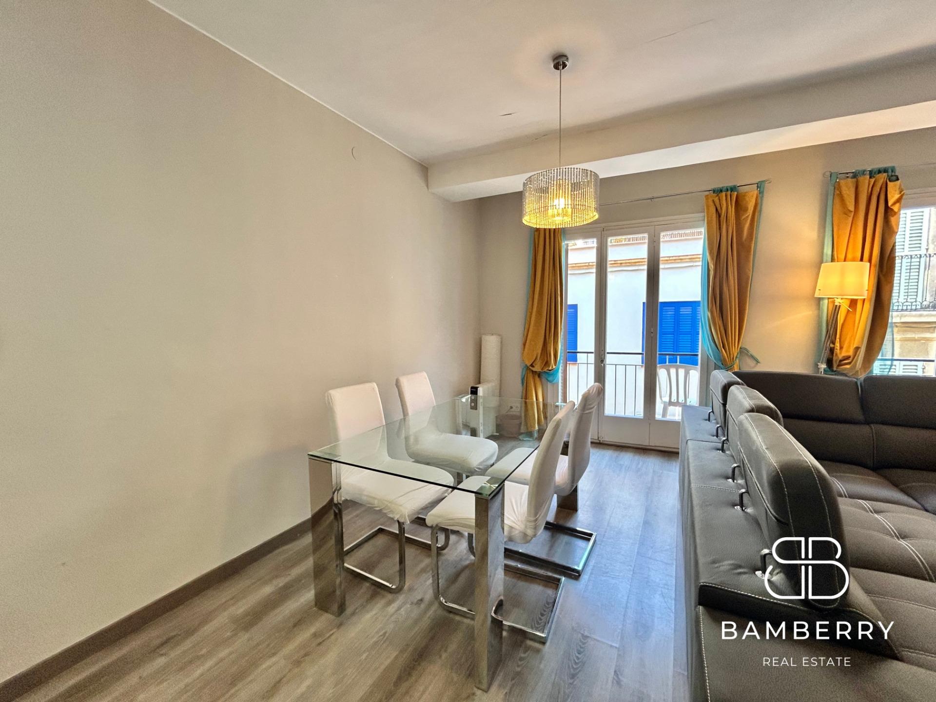 Charming apartment with tourist license in the heart of Sitges – Ideal for living or investing-3
