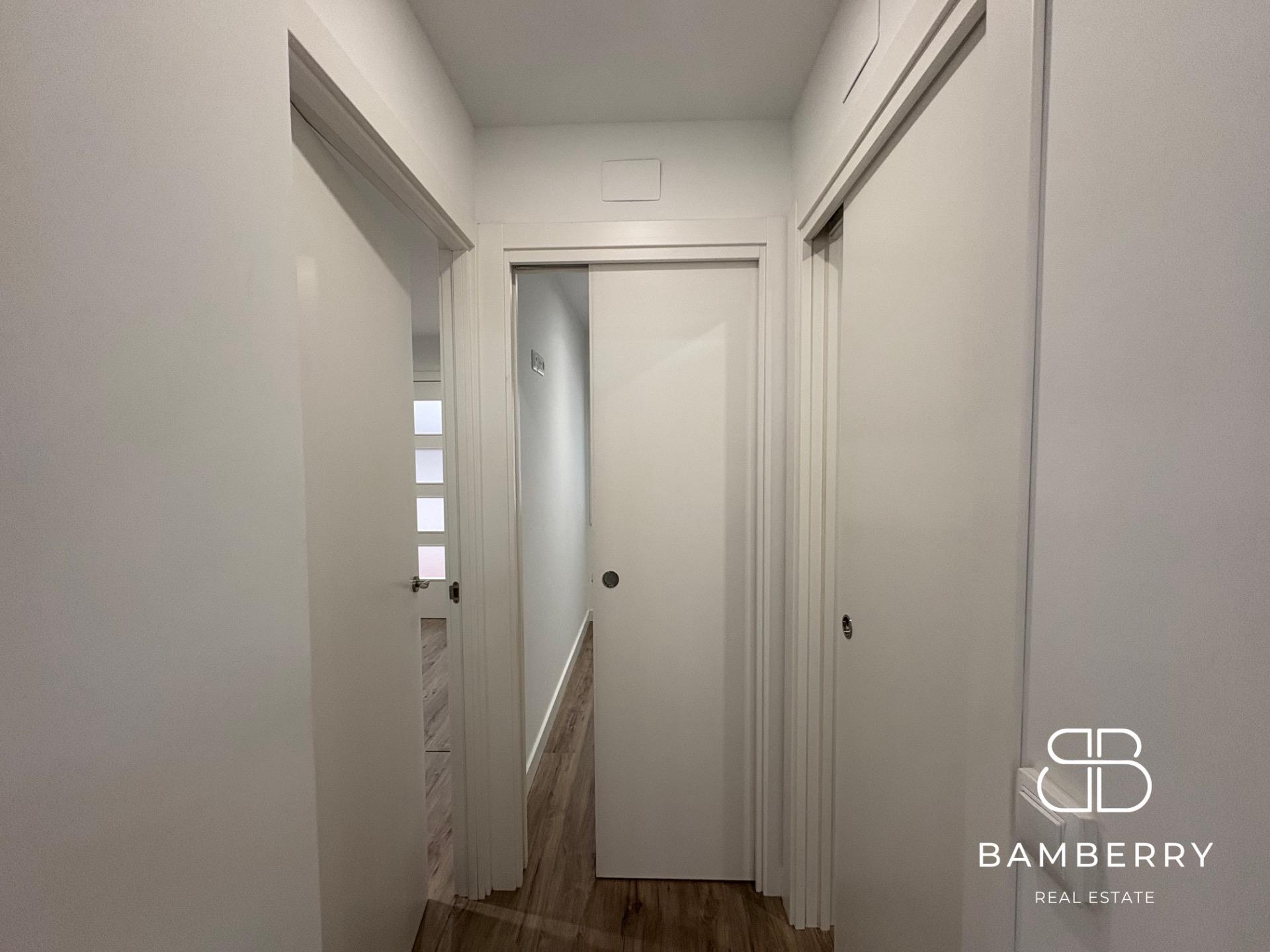 Renovated ground floor with small patio-11