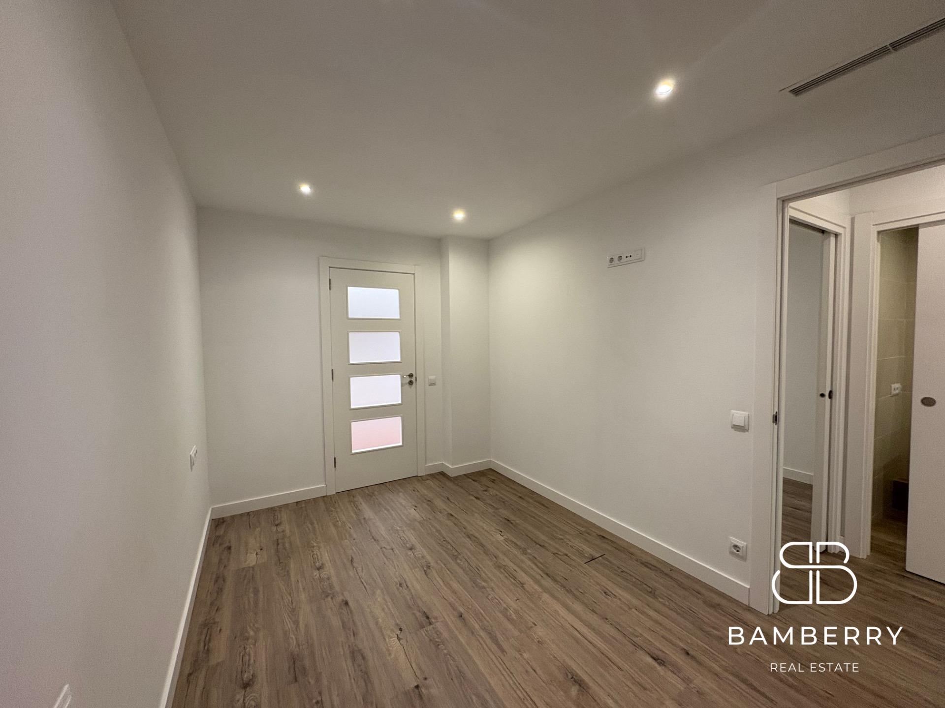 Renovated ground floor with small patio-16
