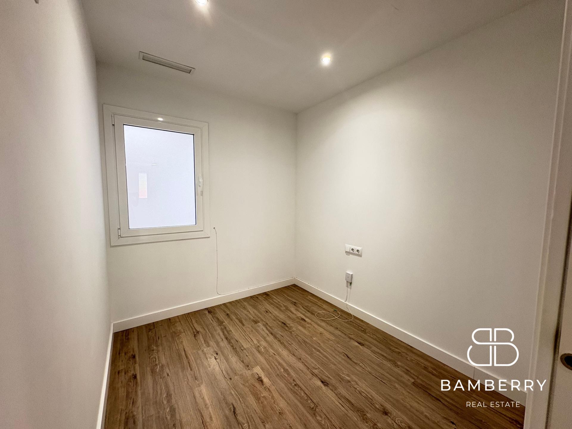 Renovated ground floor with small patio-22