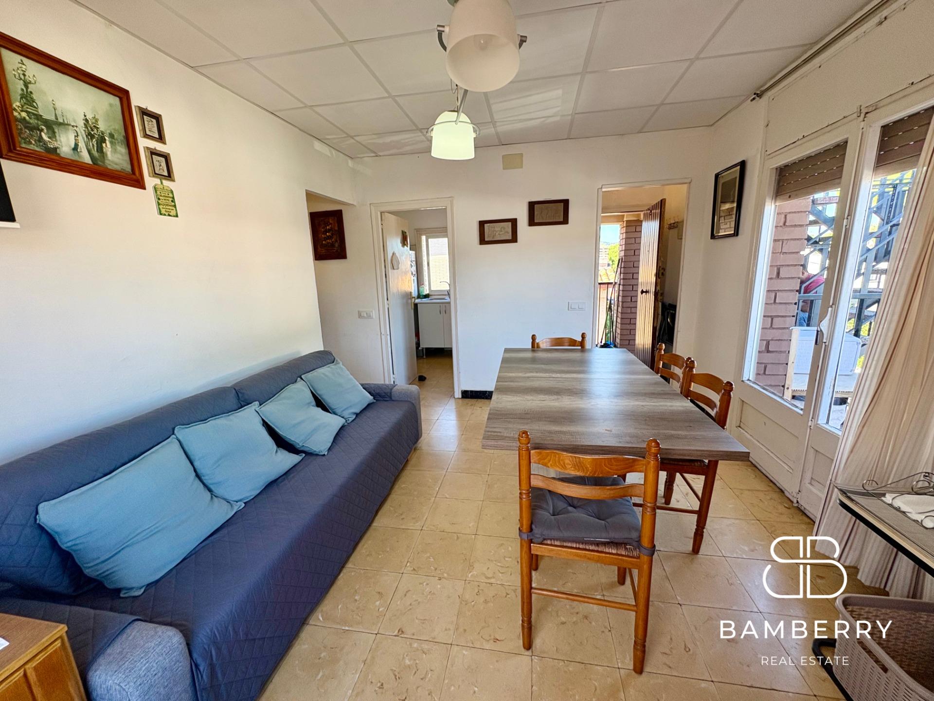 Flat for Sale in the Residential Area of Can Bou-3