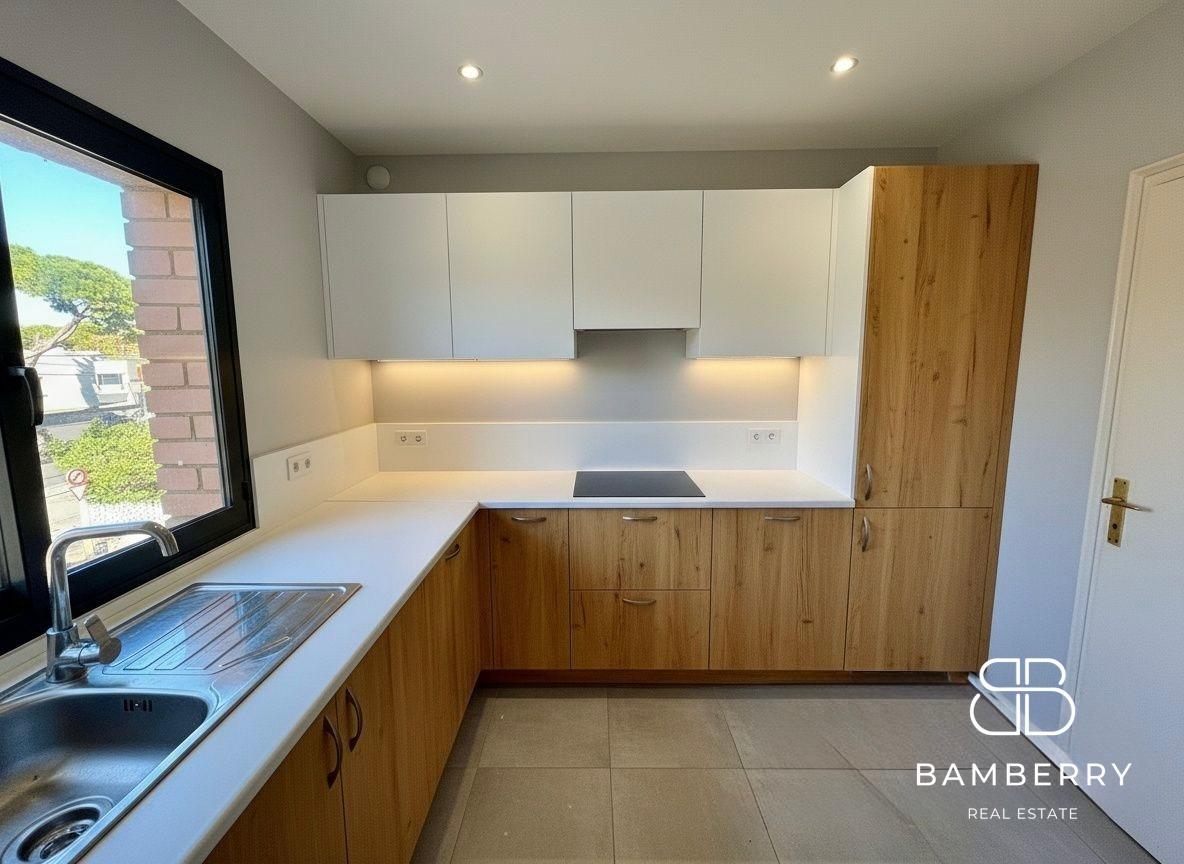Flat for Sale in the Residential Area of Can Bou-6