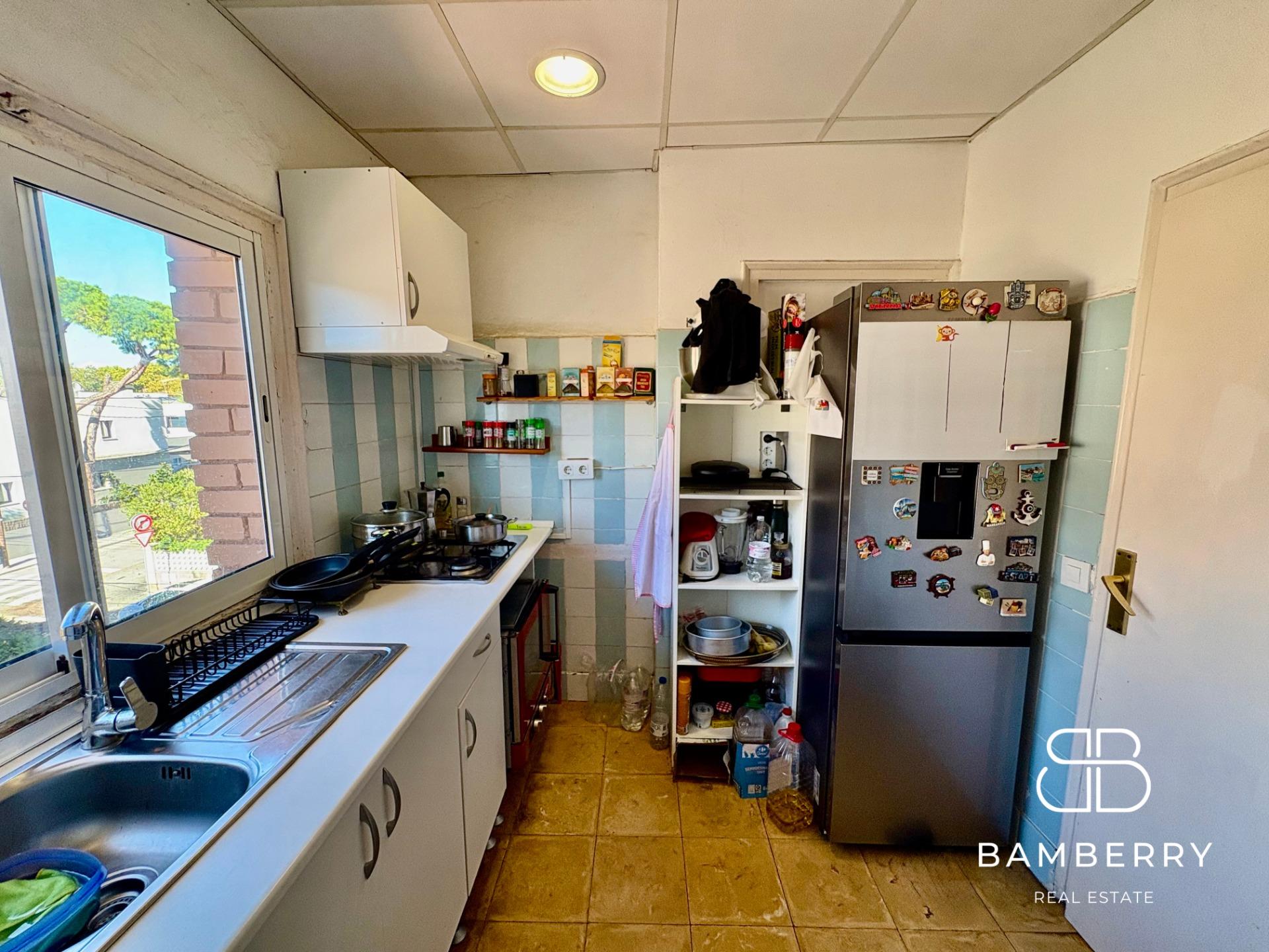 Flat for Sale in the Residential Area of Can Bou-9