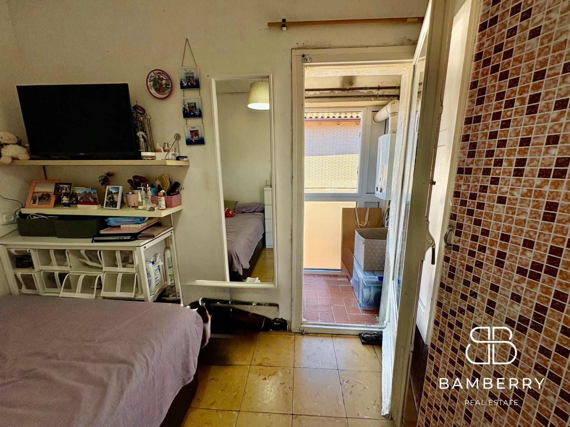 Flat for Sale in the Residential Area of Can Bou-17