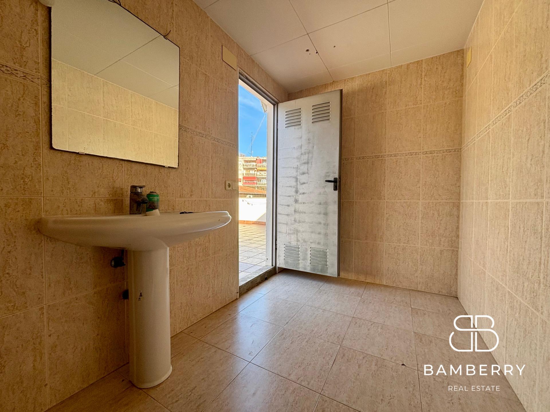 EXCLUSIVO ÁTICO EN CASTELLDEFELS-45