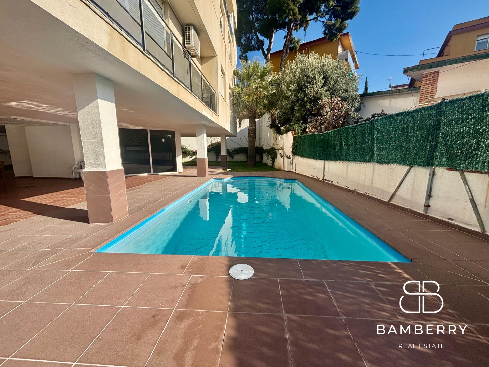 EXCLUSIVO ÁTICO EN CASTELLDEFELS-52