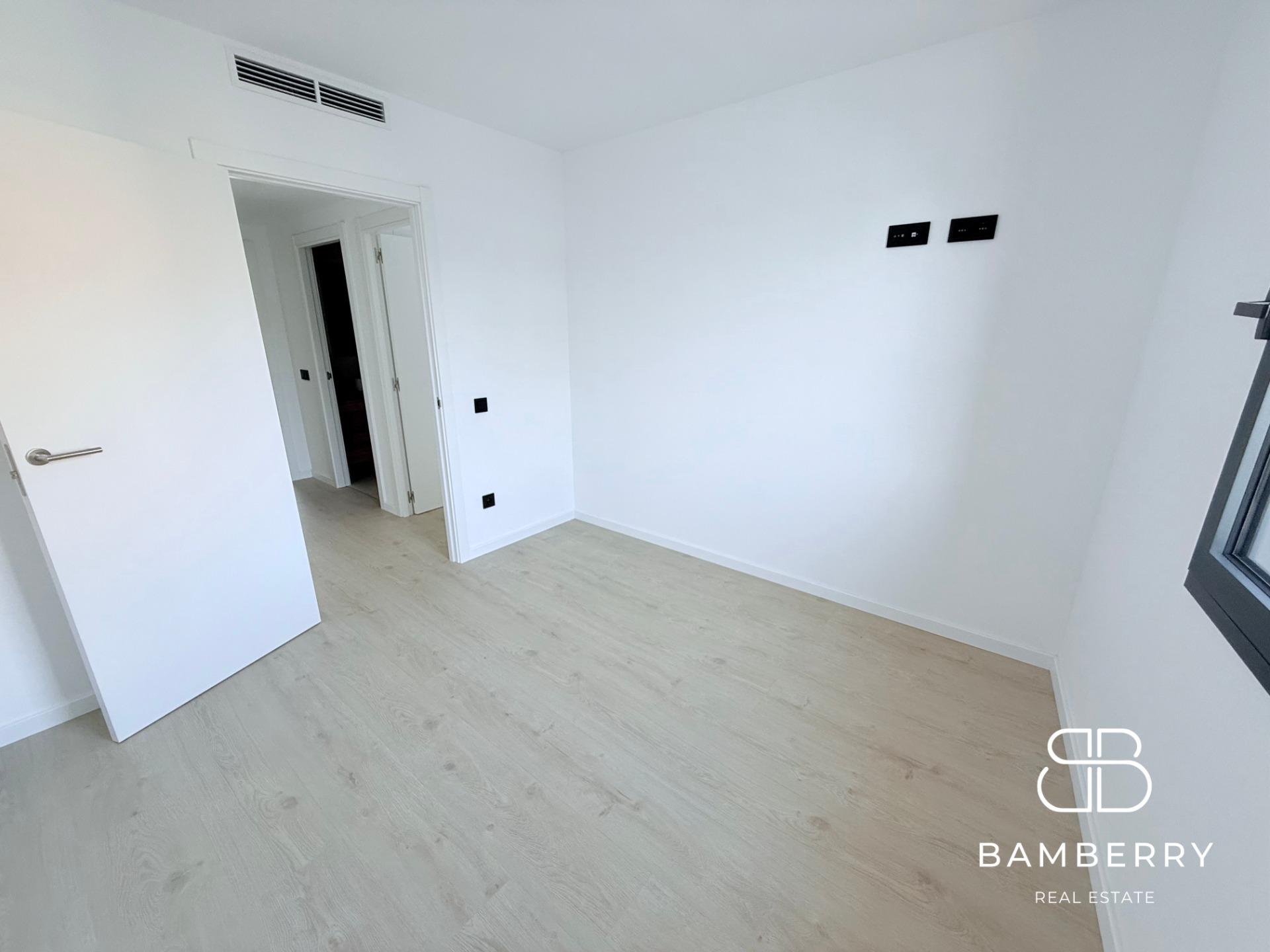 VIVE A 5 MIN DEL MAR EN BADALONA-19