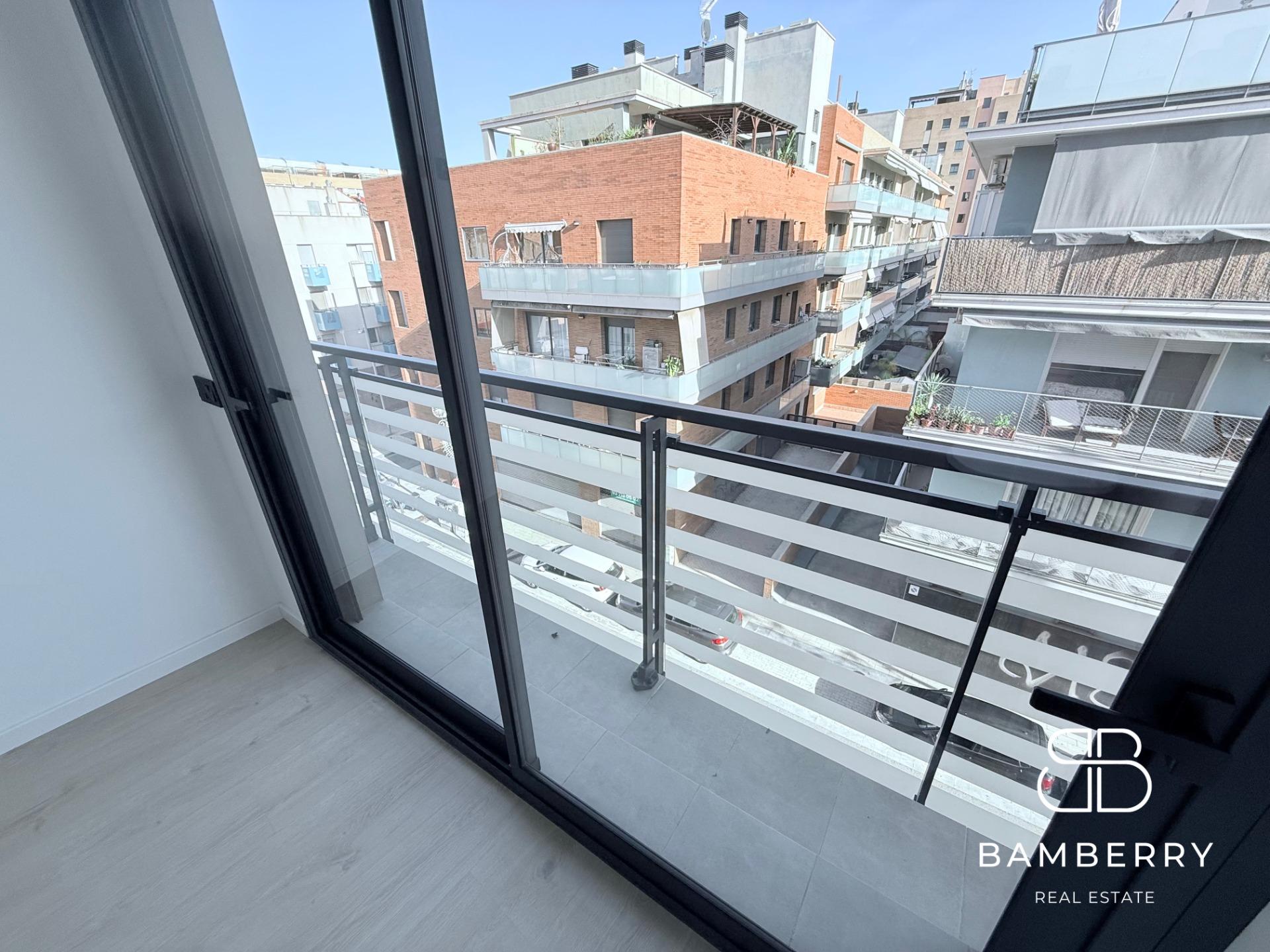 VIVE A 5 MIN DEL MAR EN BADALONA-23