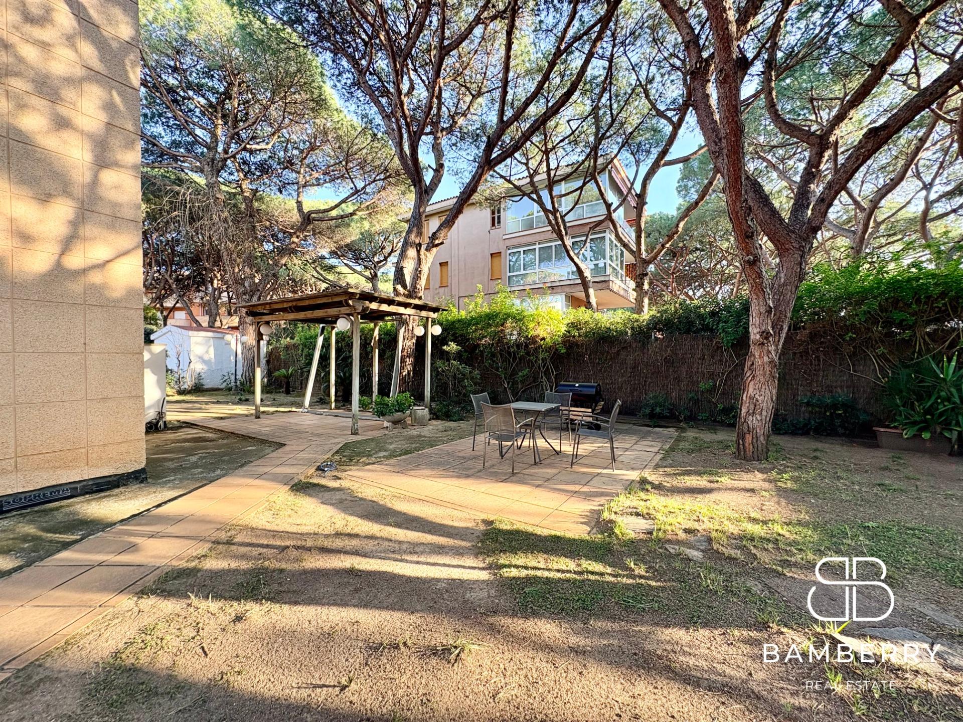 Casa en venta en Gavà Mar a 1 minuto a pie de la playa-1