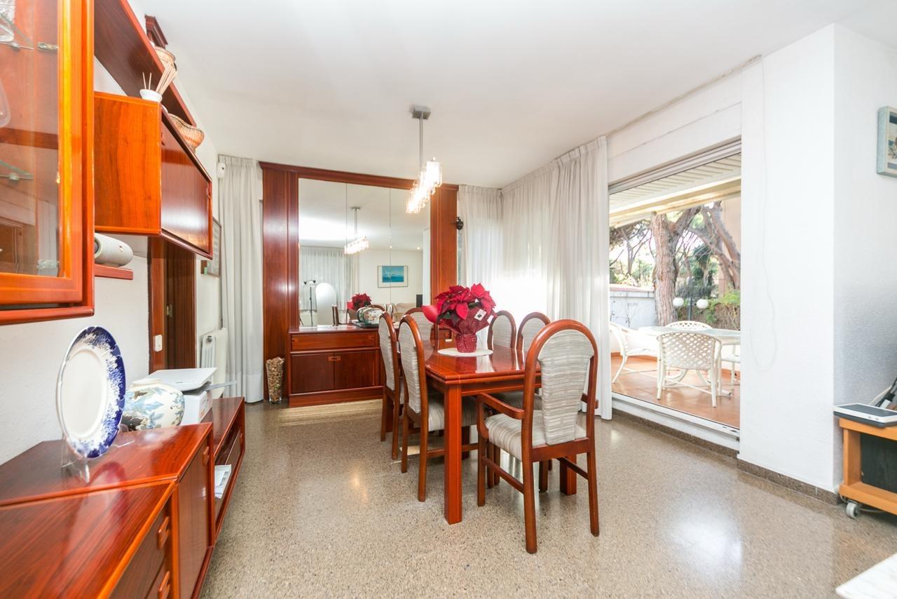 Casa en venta en Gavà Mar a 1 minuto a pie de la playa-3