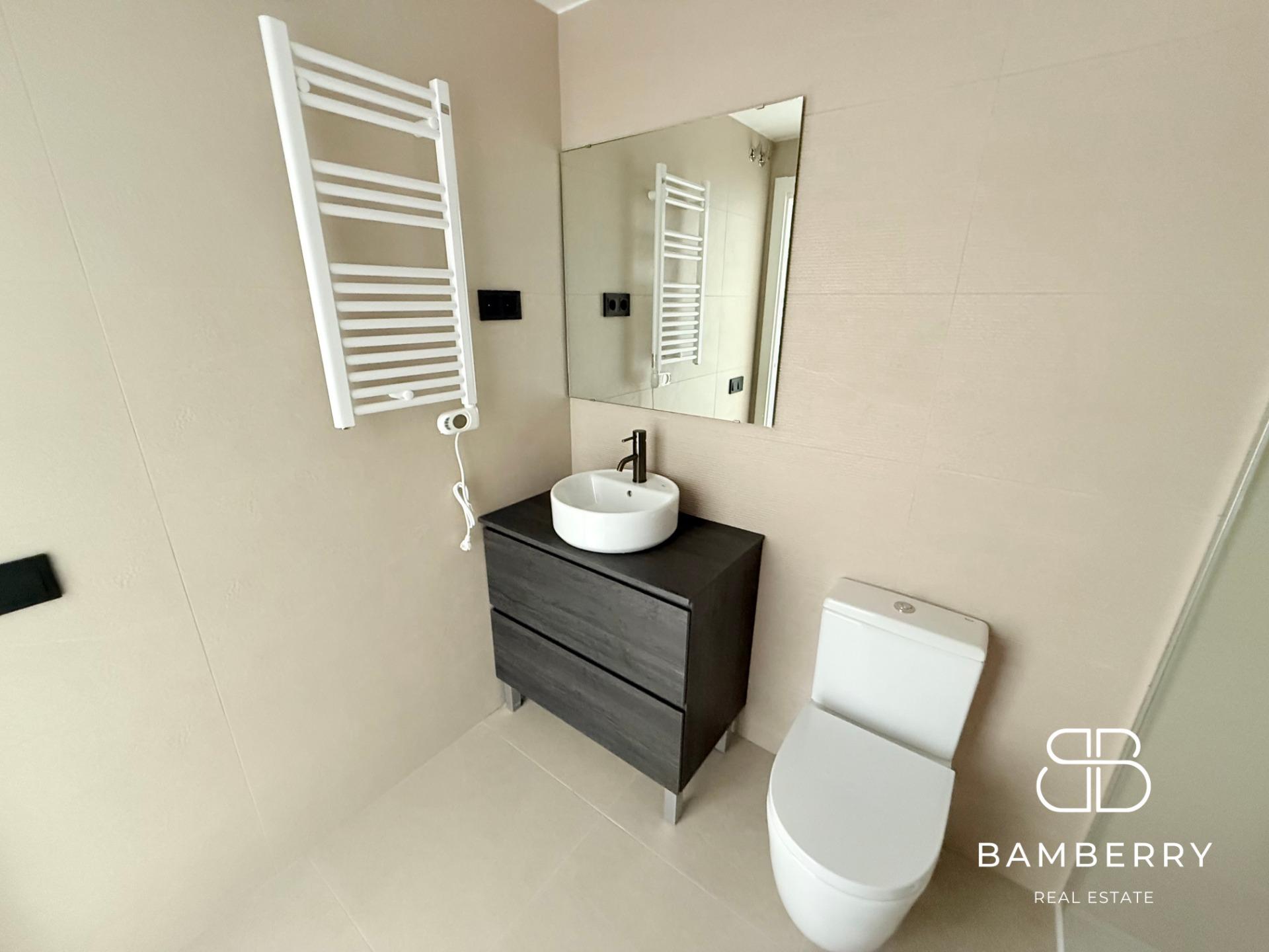 Exclusiu dúplex d’obra nova amb terrassa de 37 m² i piscina a Badalona-10