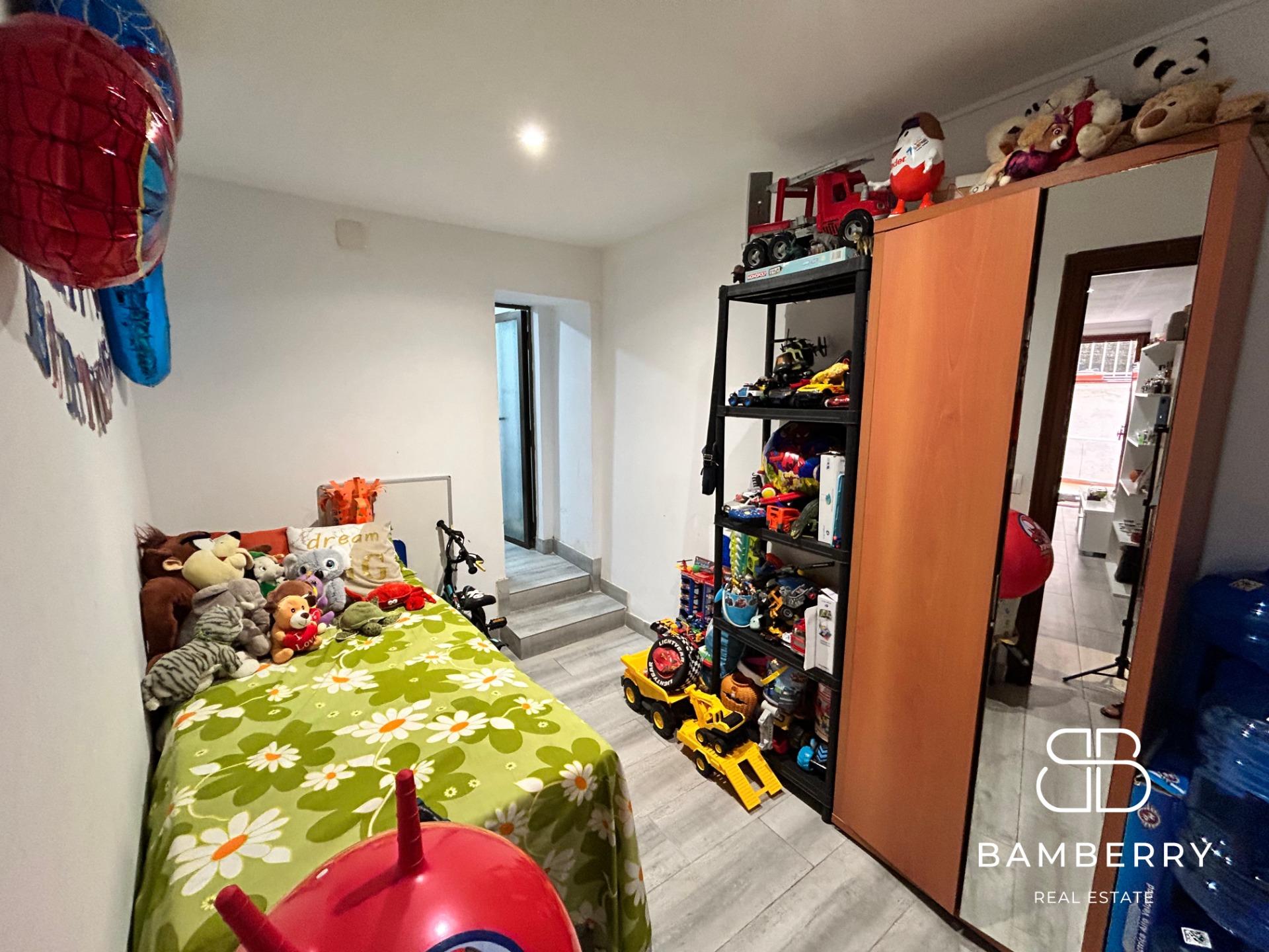 Planta baixa amb entrada independent i terrassa-20