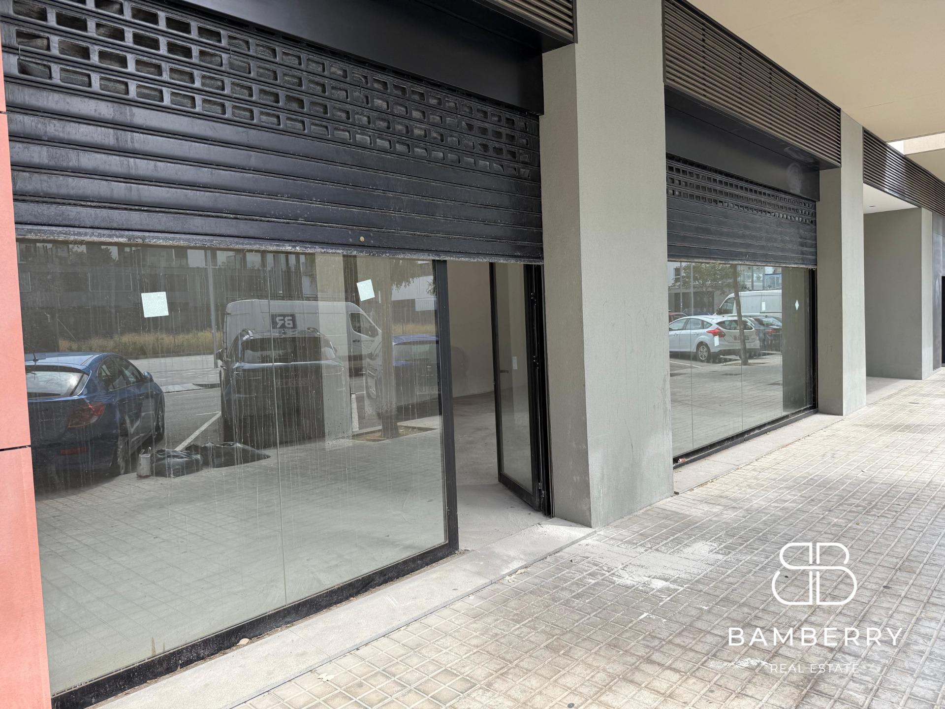 Local ampli i lluminós de 84 m²-2