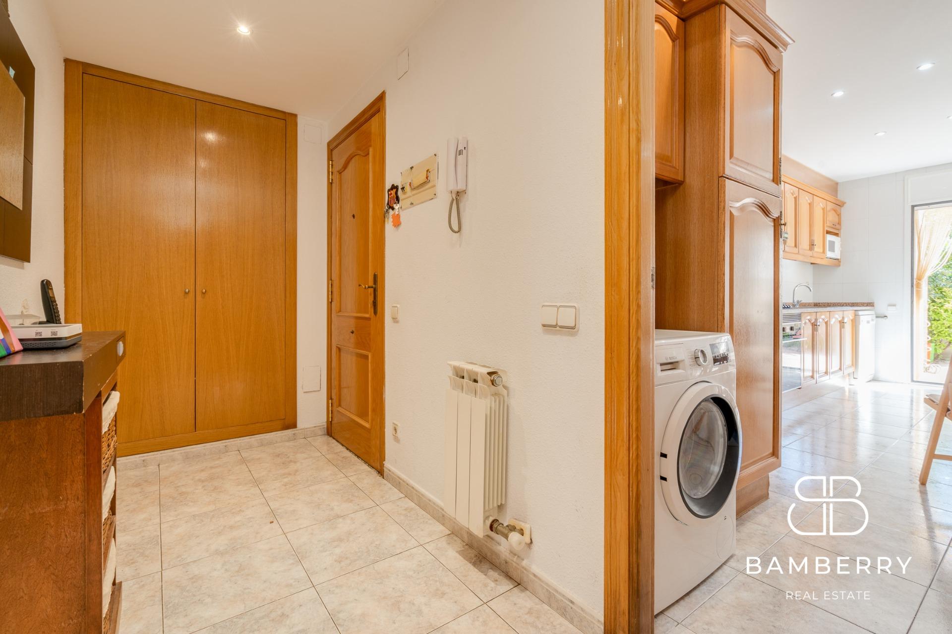 Fantàstic pis exterior amb terrassa, piscina i dues places d’aparcament a Sant Pol de Mar-4