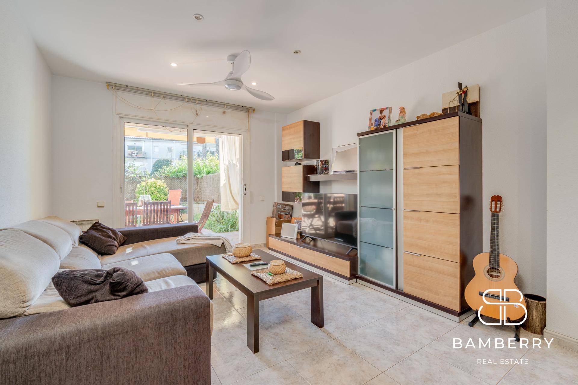 Fantàstic pis exterior amb terrassa, piscina i dues places d’aparcament a Sant Pol de Mar-6