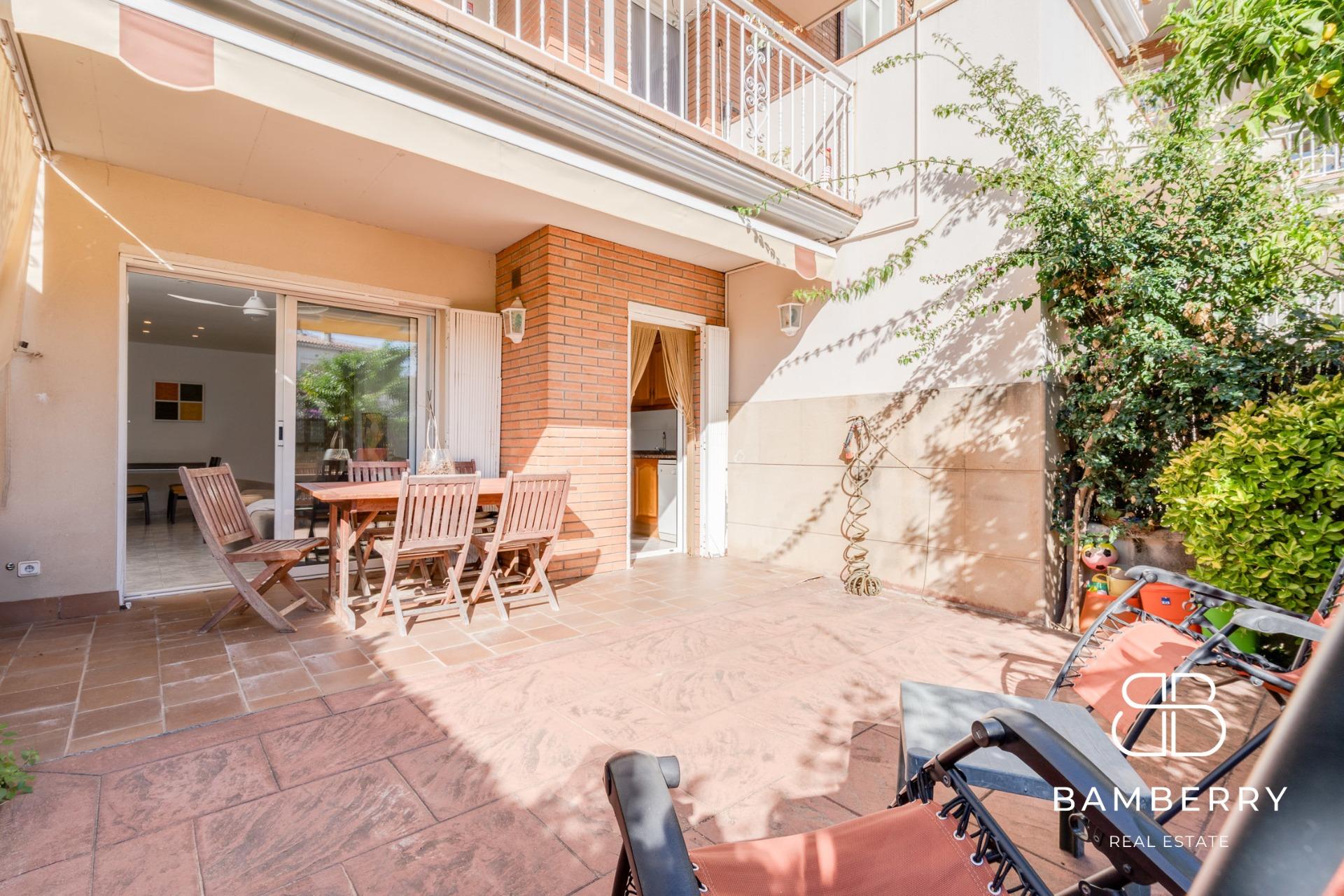 Fantàstic pis exterior amb terrassa, piscina i dues places d’aparcament a Sant Pol de Mar-19