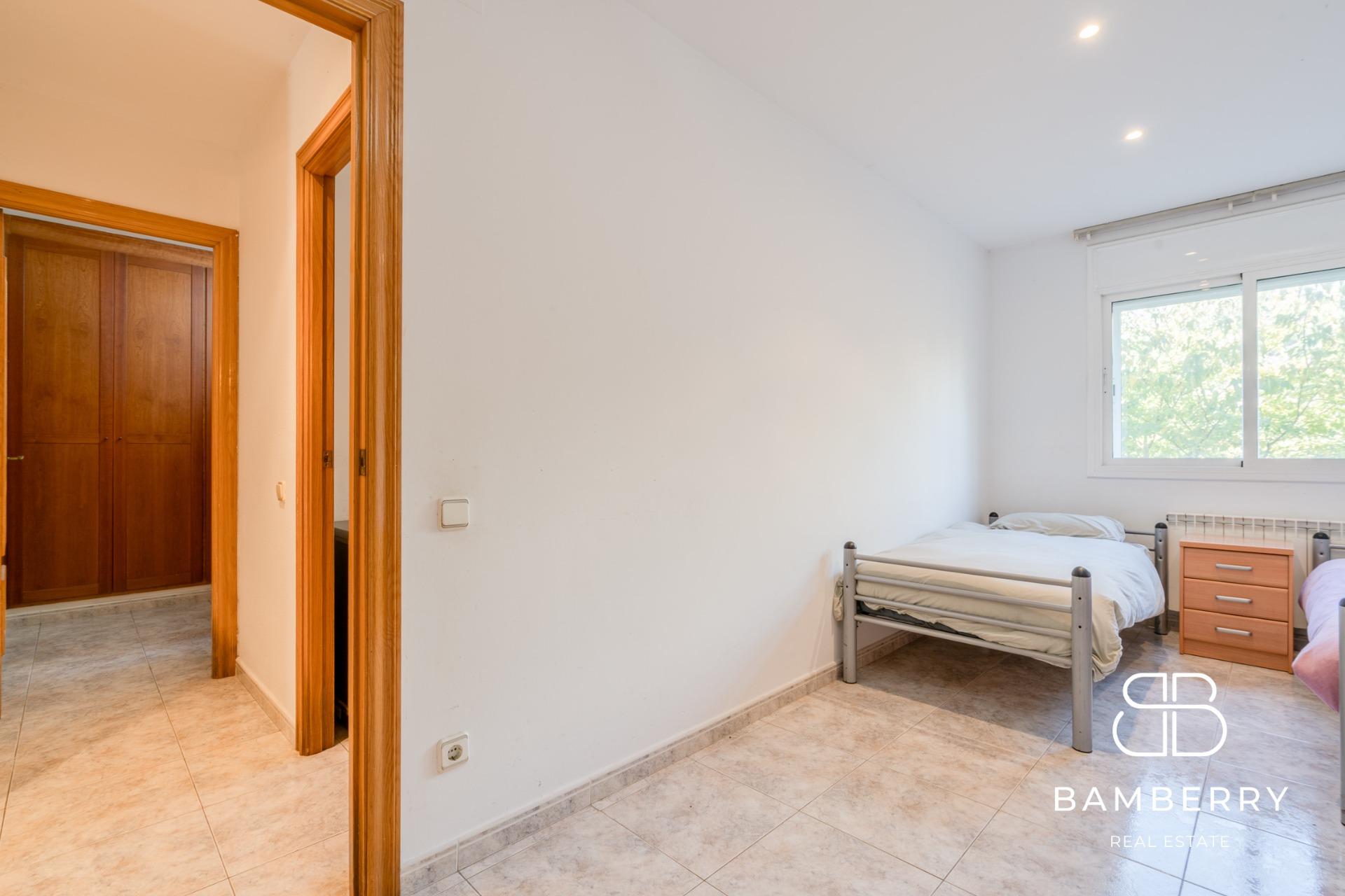 Fantàstic pis exterior amb terrassa, piscina i dues places d’aparcament a Sant Pol de Mar-28