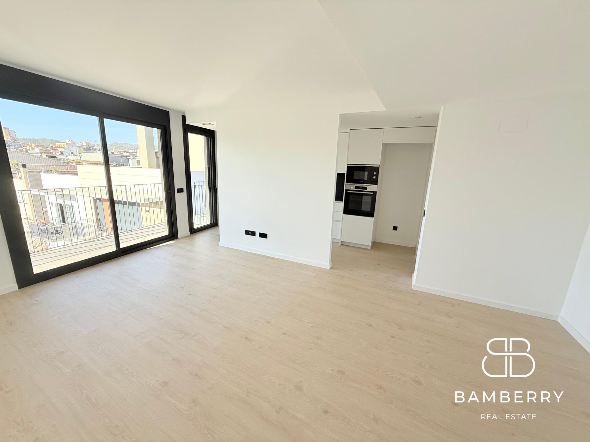 Exclusiu dúplex d’obra nova amb terrassa de 37 m² i piscina a Badalona-2
