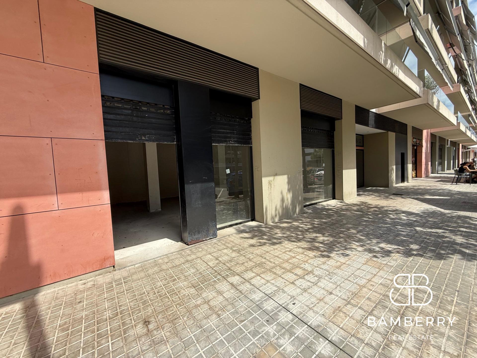 Local diàfan de 84 m² d'obra nova, en planta baixa