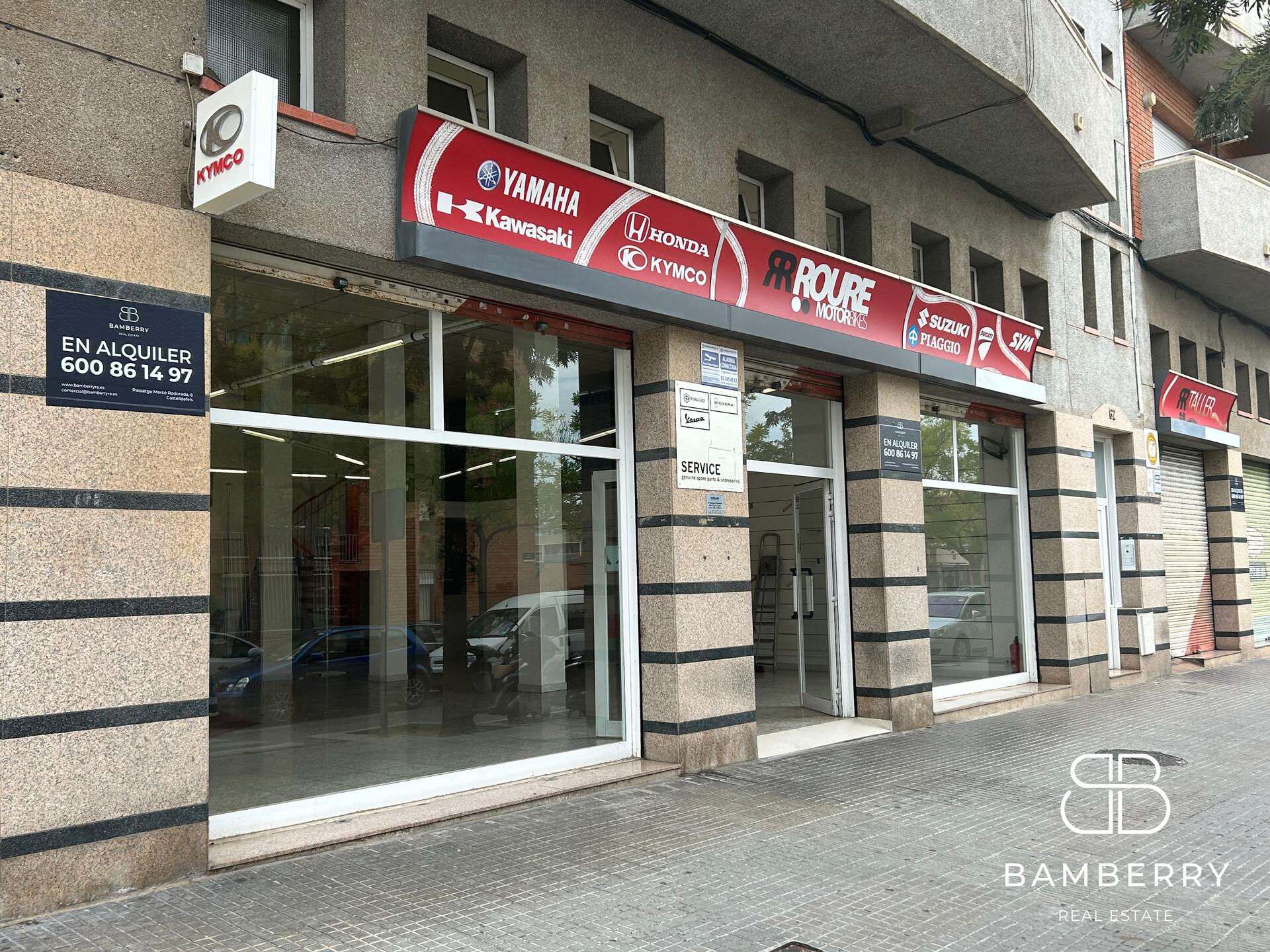 CORNER UNIT WITH LARGE SHOP WINDOW-1