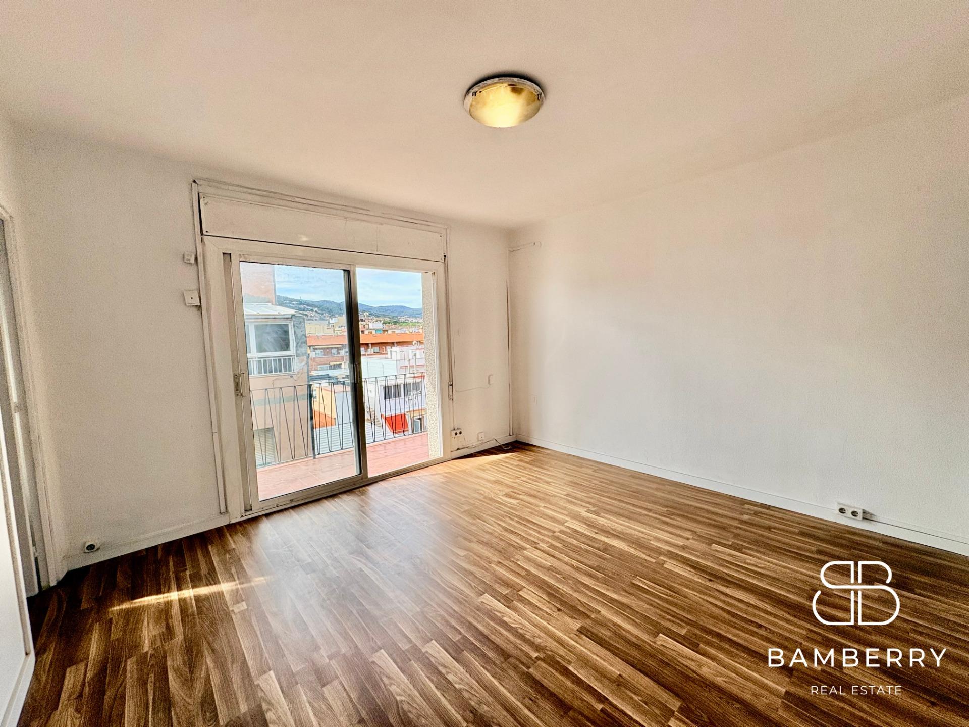 Piso luminoso con terraza en Premià de Mar, cerca de Barcelona-4