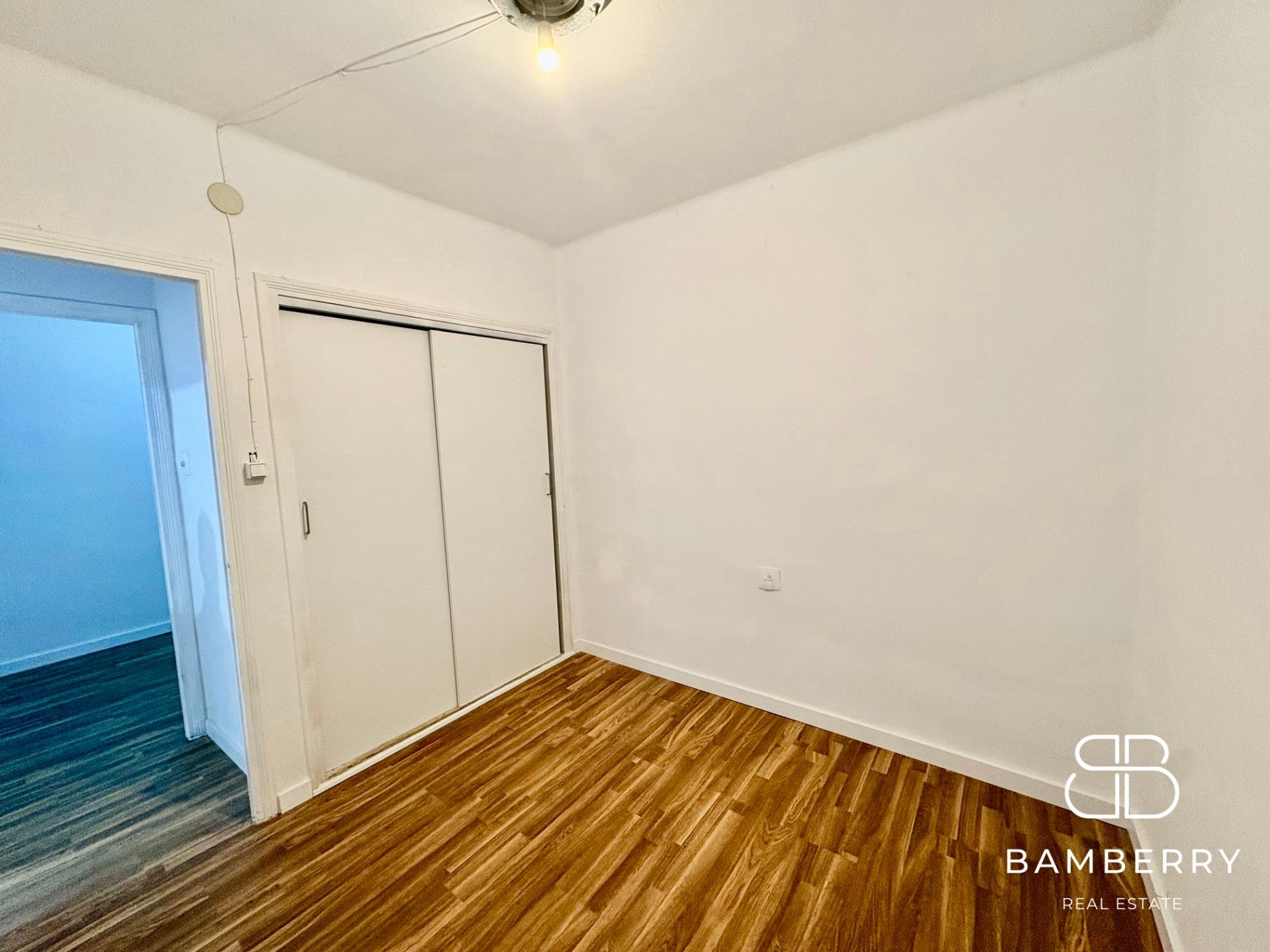 Piso luminoso con terraza en Premià de Mar, cerca de Barcelona-24