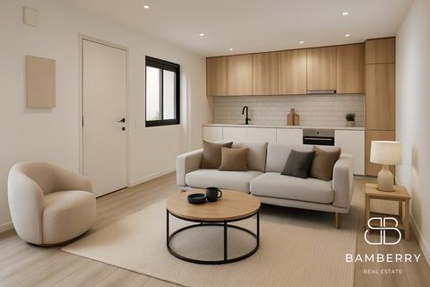 Planta baja con entrada independiente y terraza