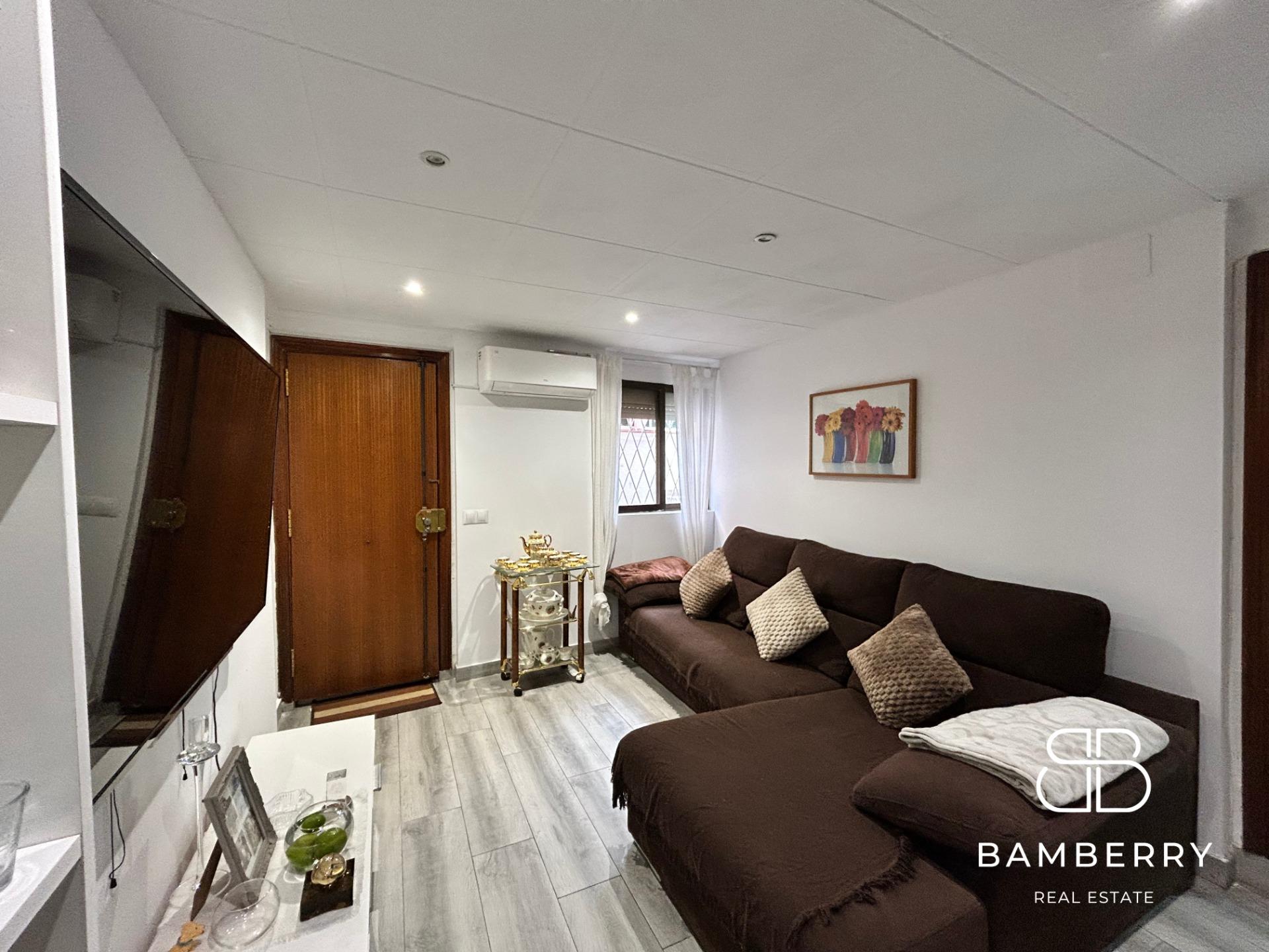 Planta baja con entrada independiente y terraza-28