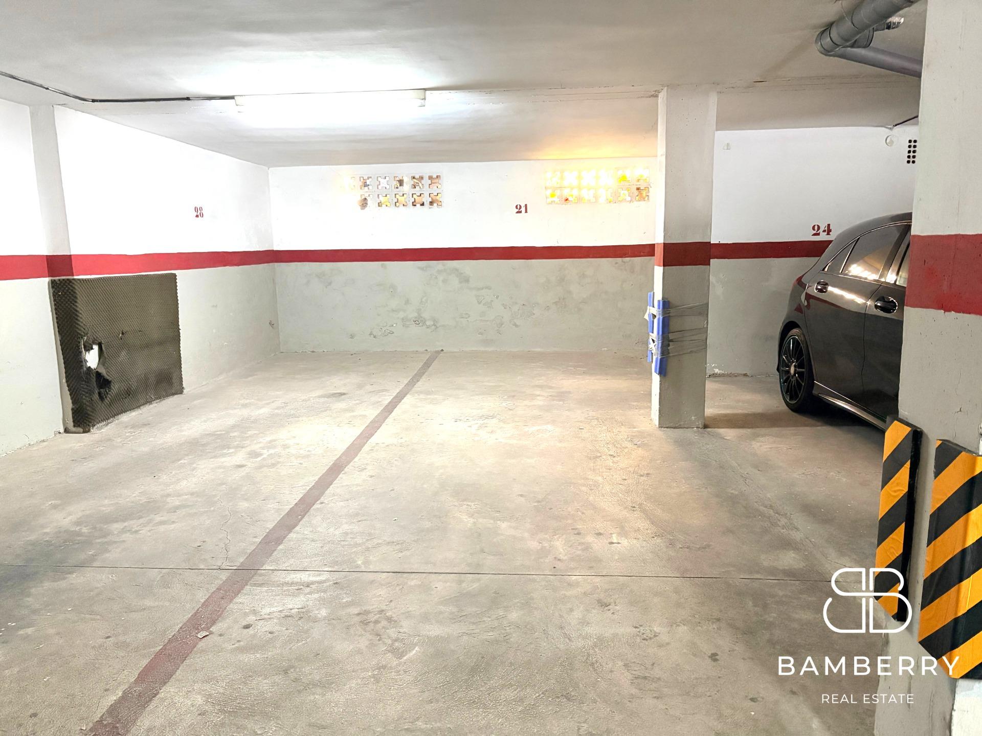 Exclusivo piso reformado en primera línea de mar con gran terraza privada-36