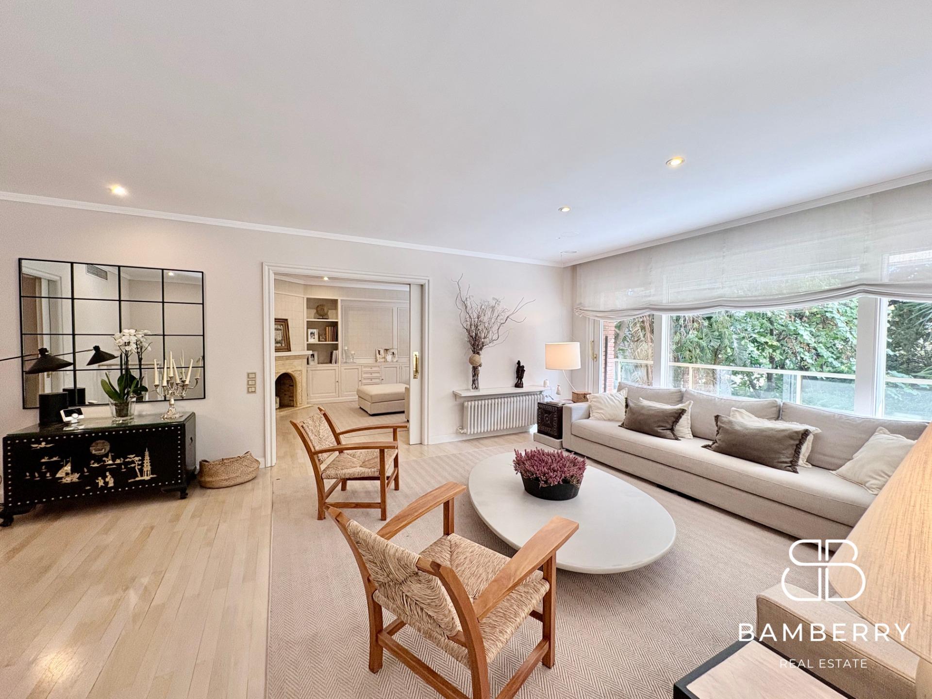 Exclusivo dúplex con jardín privado en Pedralbes-5