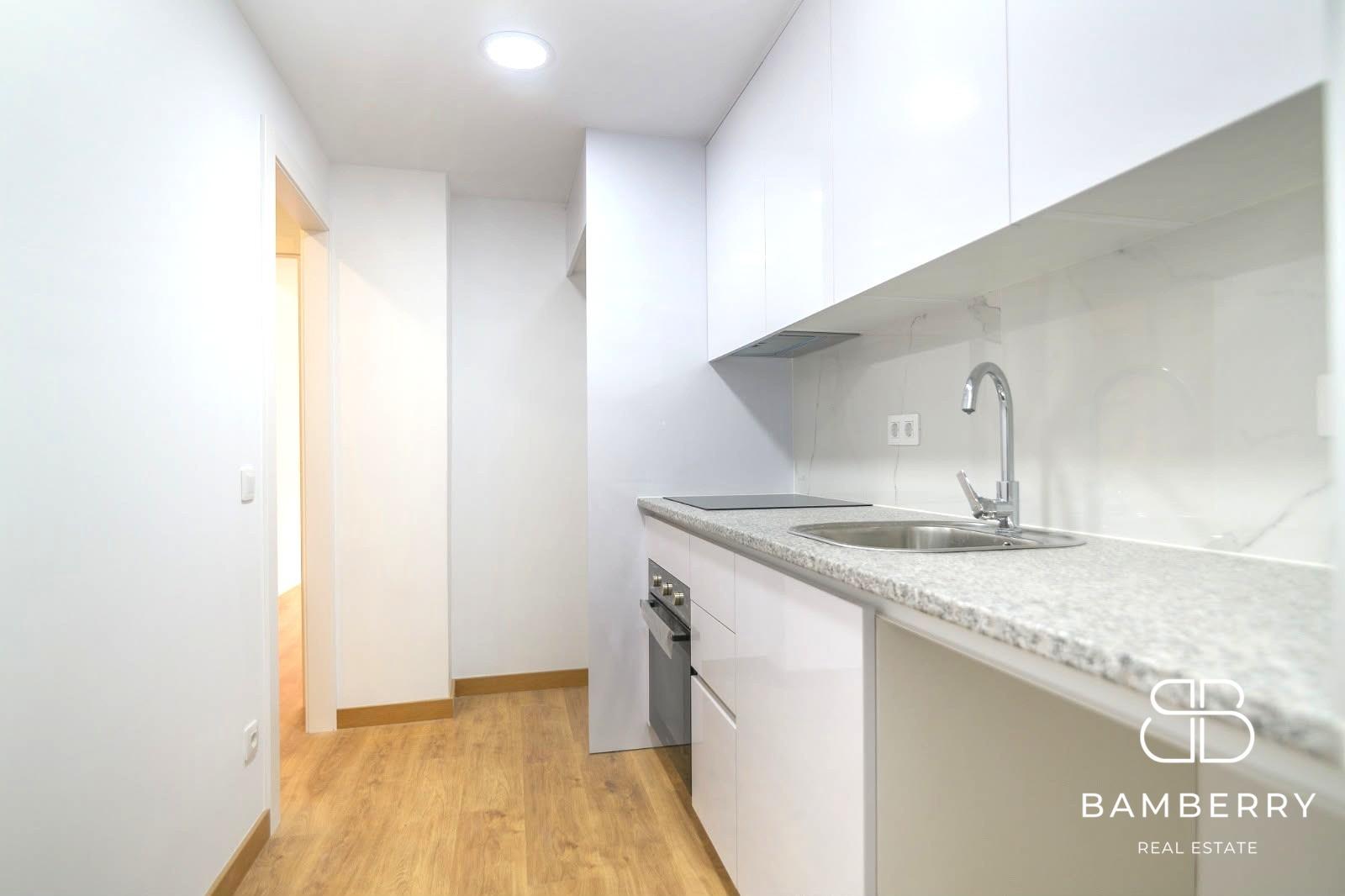 Piso reformado a estrenar de 3 habitaciones en Marianao-11