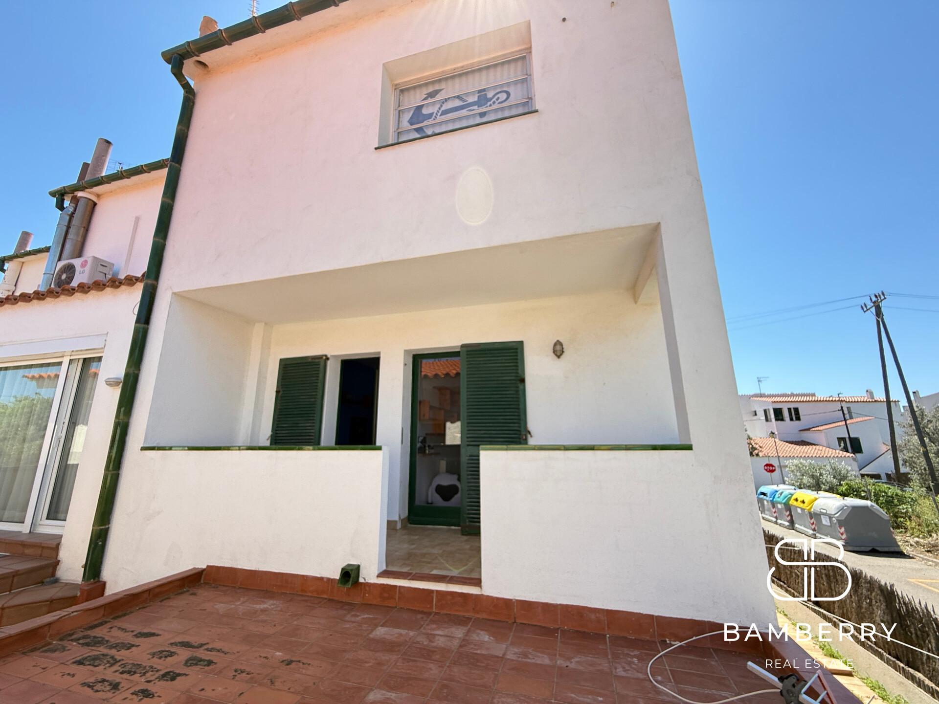 Casa adossada cantonera amb apartament independent a Cadaqués-27