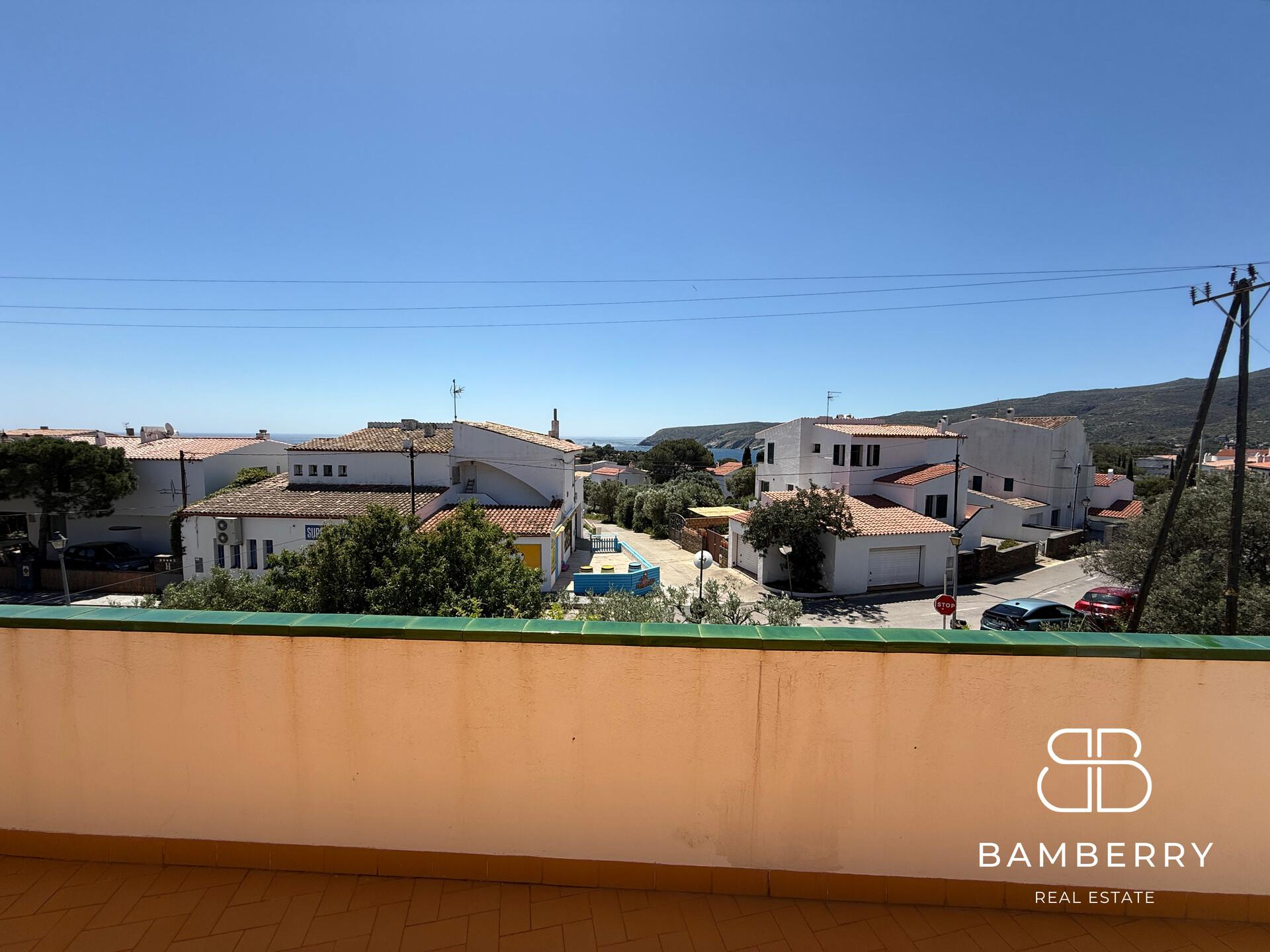 Casa adossada cantonera amb apartament independent a Cadaqués-36