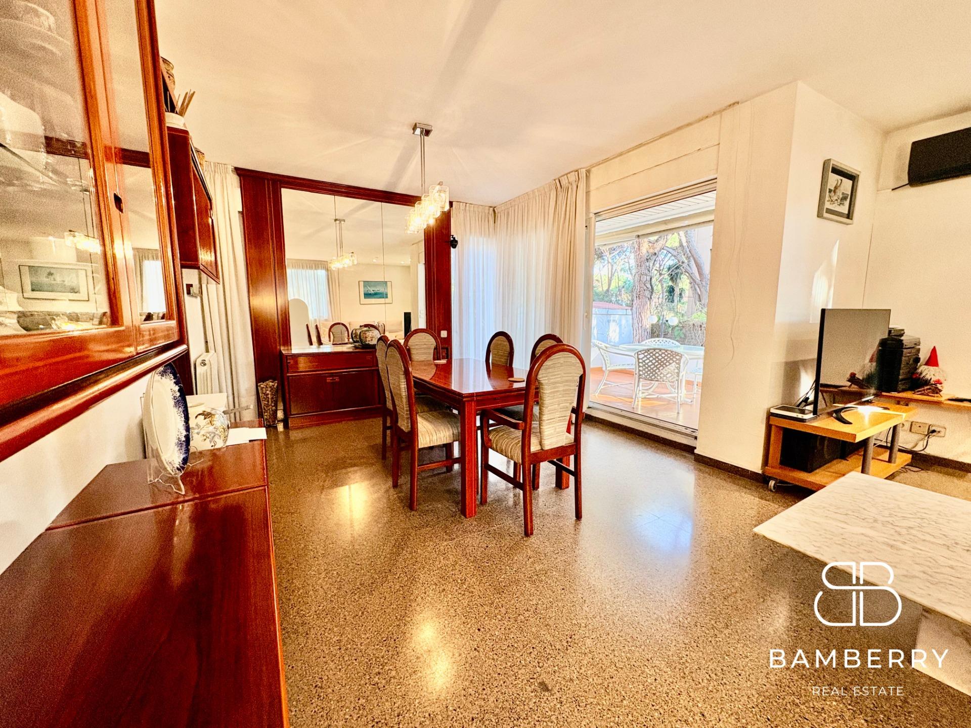 Casa en venda a Gavà Mar a 1 minut a peu de la platja-7