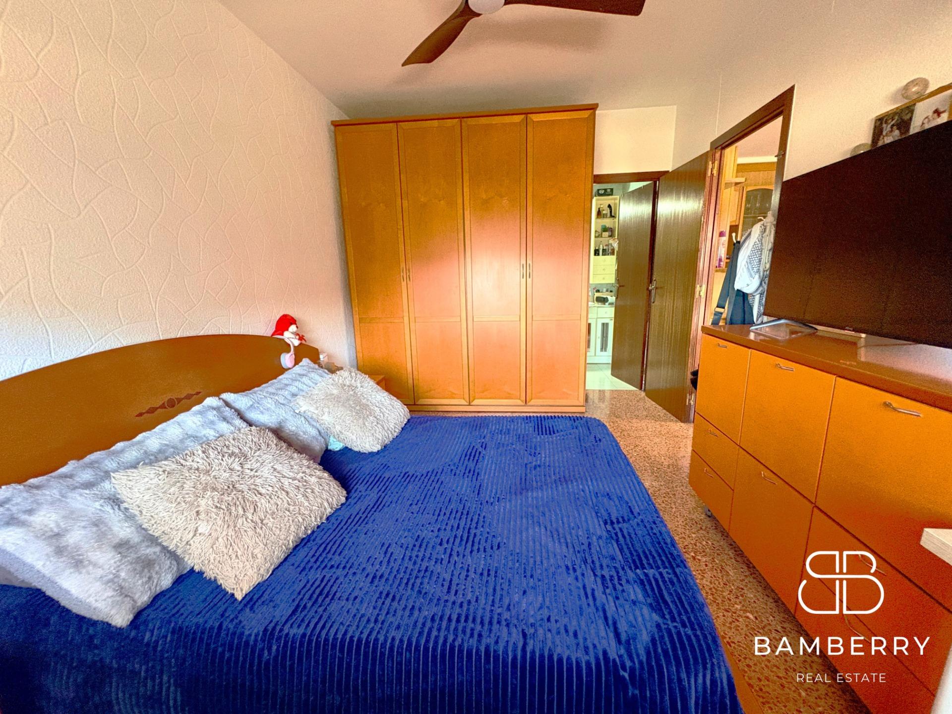 AMPLI HABITATGE DE 105 m² AMB TERRASSA I 4 HABITACIONS AL CENTRE DEL PRAT DE LLOBREGAT-11