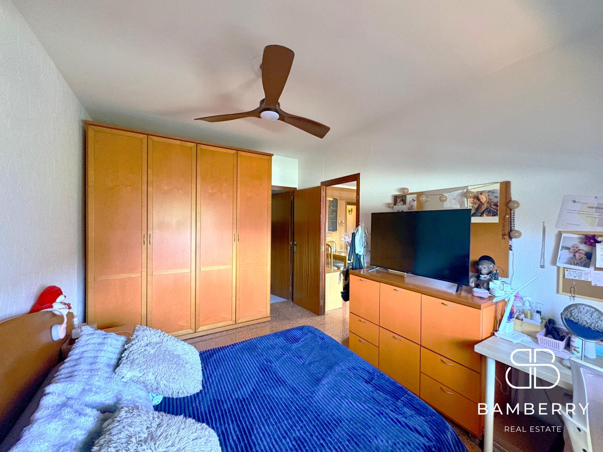 AMPLI HABITATGE DE 105 m² AMB TERRASSA I 4 HABITACIONS AL CENTRE DEL PRAT DE LLOBREGAT-13