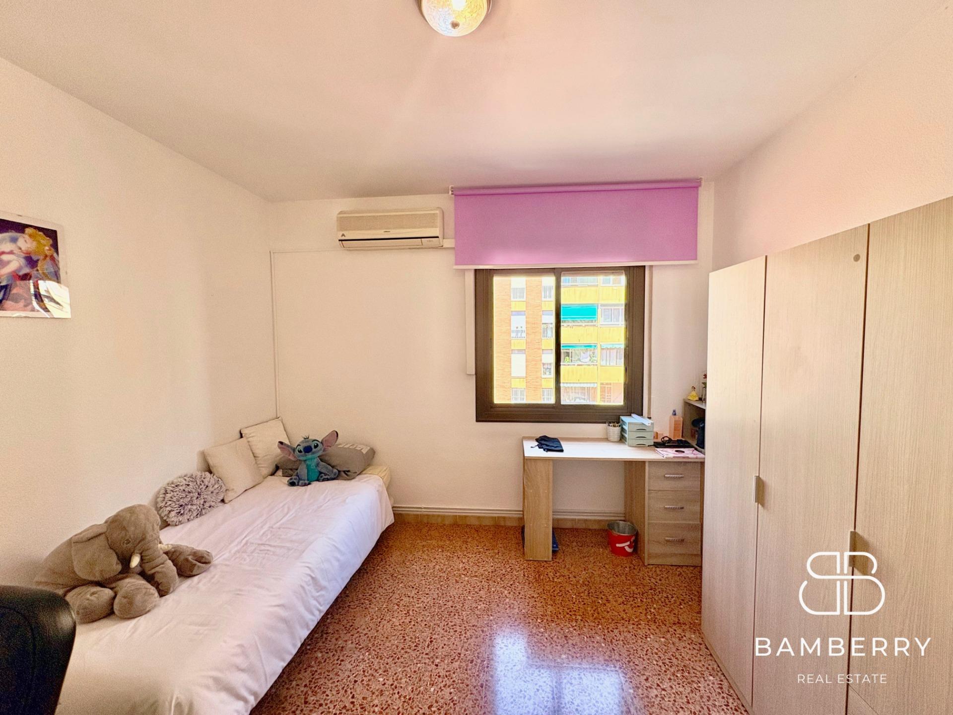 AMPLI HABITATGE DE 105 m² AMB TERRASSA I 4 HABITACIONS AL CENTRE DEL PRAT DE LLOBREGAT-22