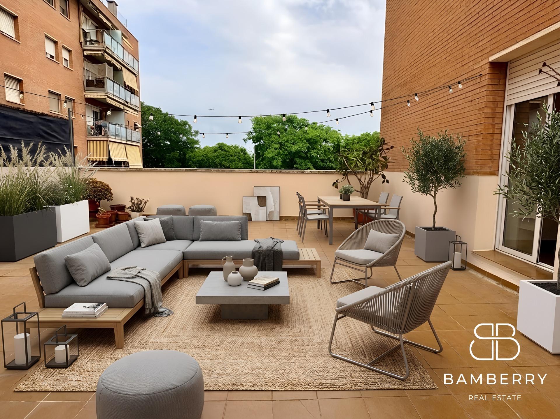 Pis amb un espectacular pati privat de 68 m² al centre de Castelldefels-0