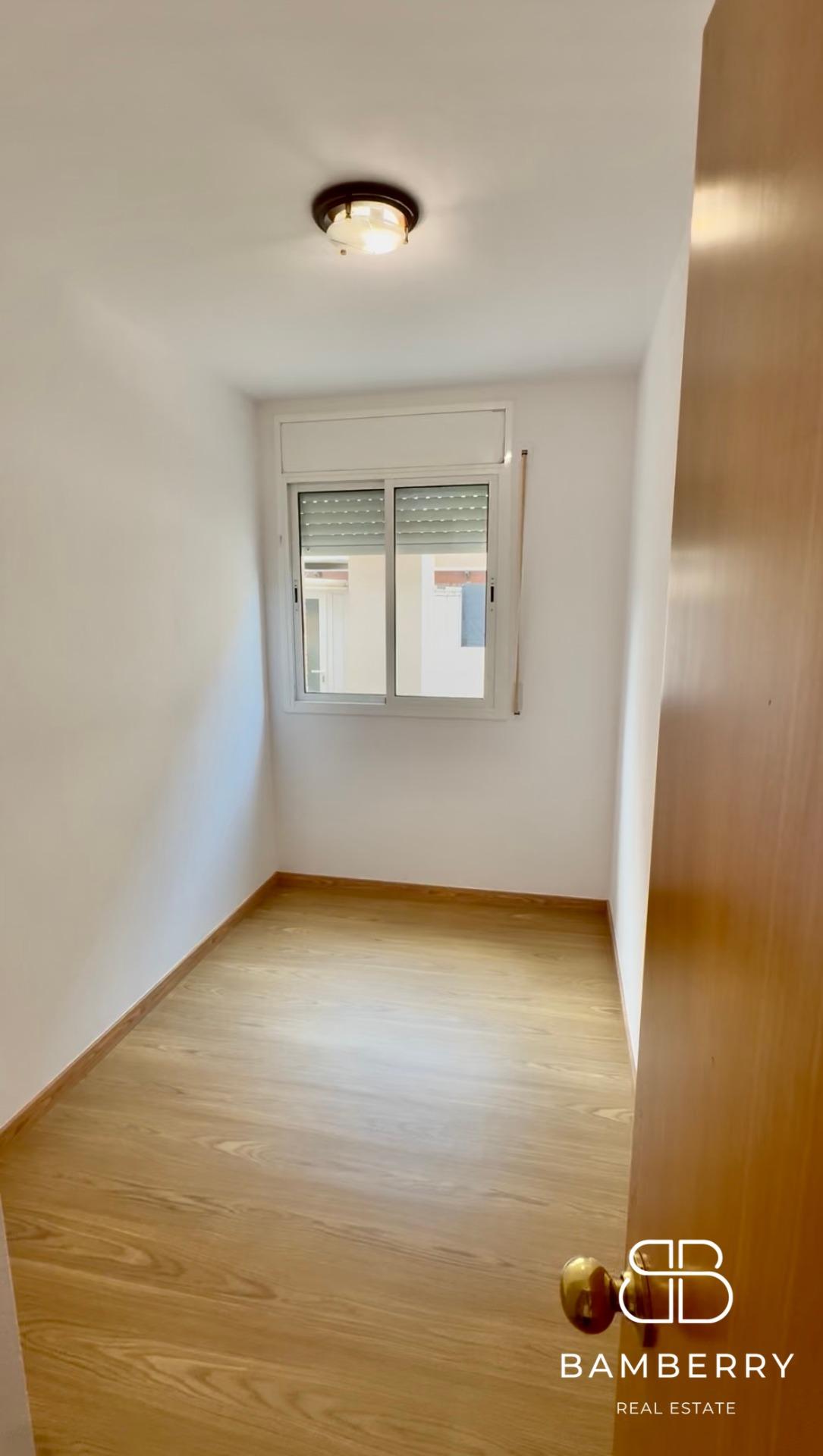 Pis amb un espectacular pati privat de 68 m² al centre de Castelldefels-22