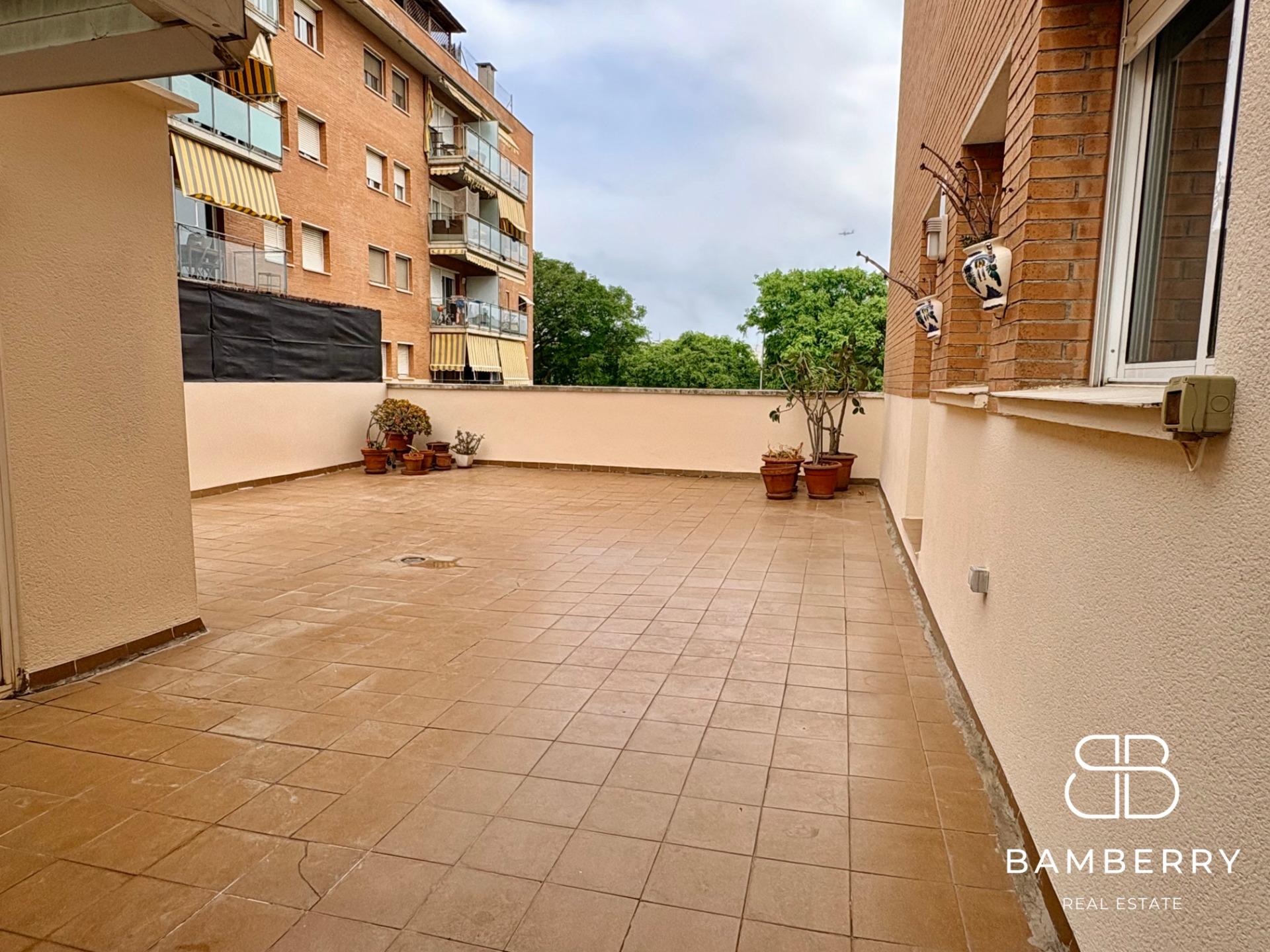 Pis amb un espectacular pati privat de 68 m² al centre de Castelldefels-27