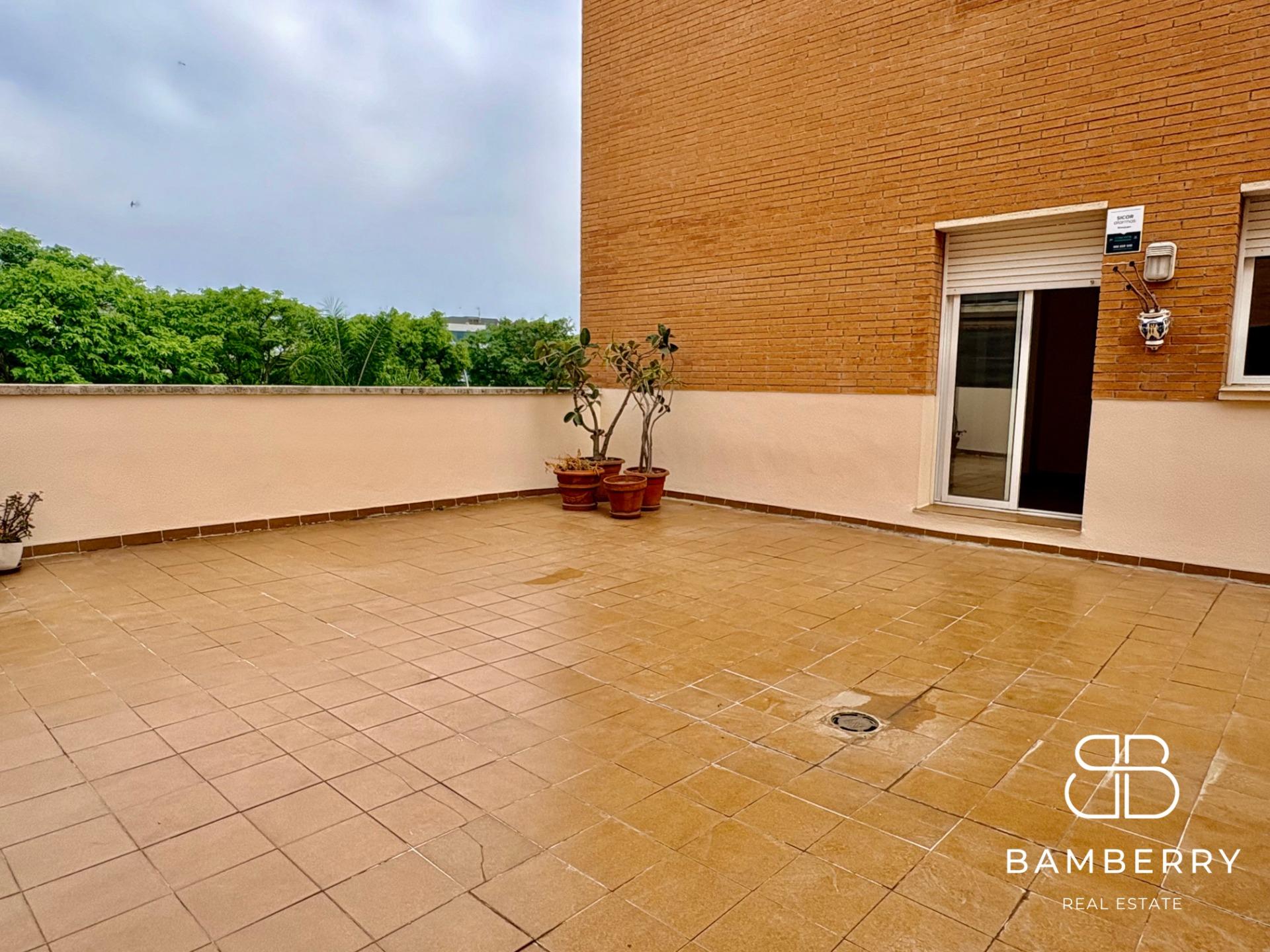 Pis amb un espectacular pati privat de 68 m² al centre de Castelldefels-28