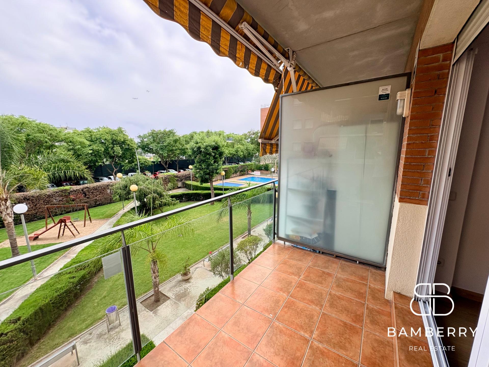 Pis amb un espectacular pati privat de 68 m² al centre de Castelldefels-34