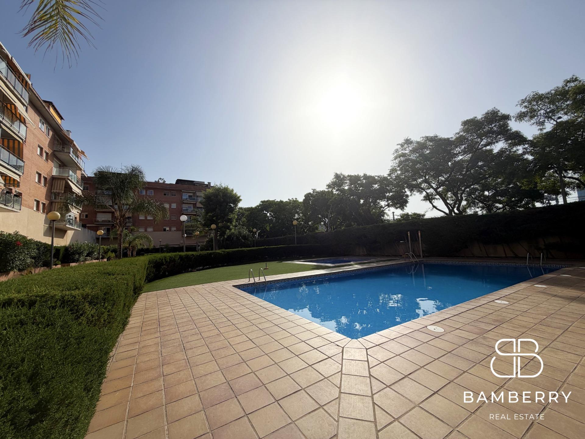 Pis amb un espectacular pati privat de 68 m² al centre de Castelldefels-42