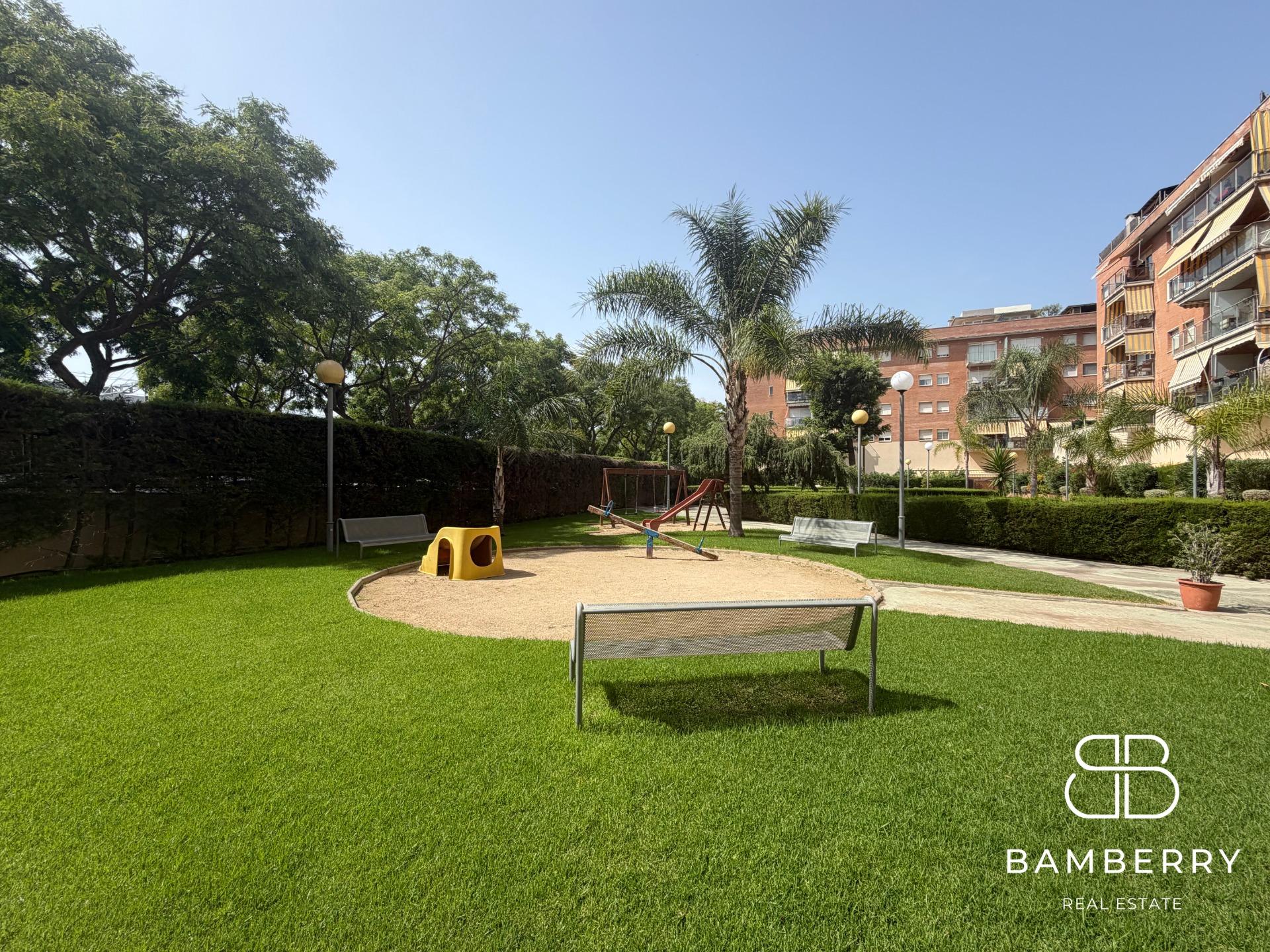 Pis amb un espectacular pati privat de 68 m² al centre de Castelldefels-44