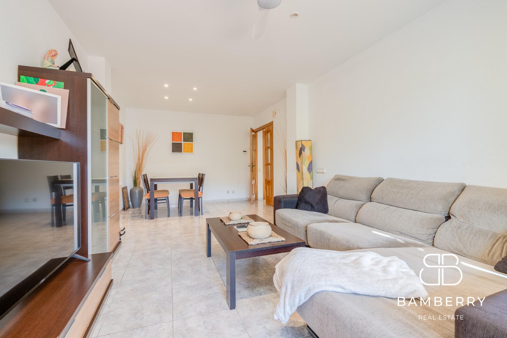 Fantástico piso exterior con terraza, piscina y dos plazas de parking en Sant Pol de Mar-7
