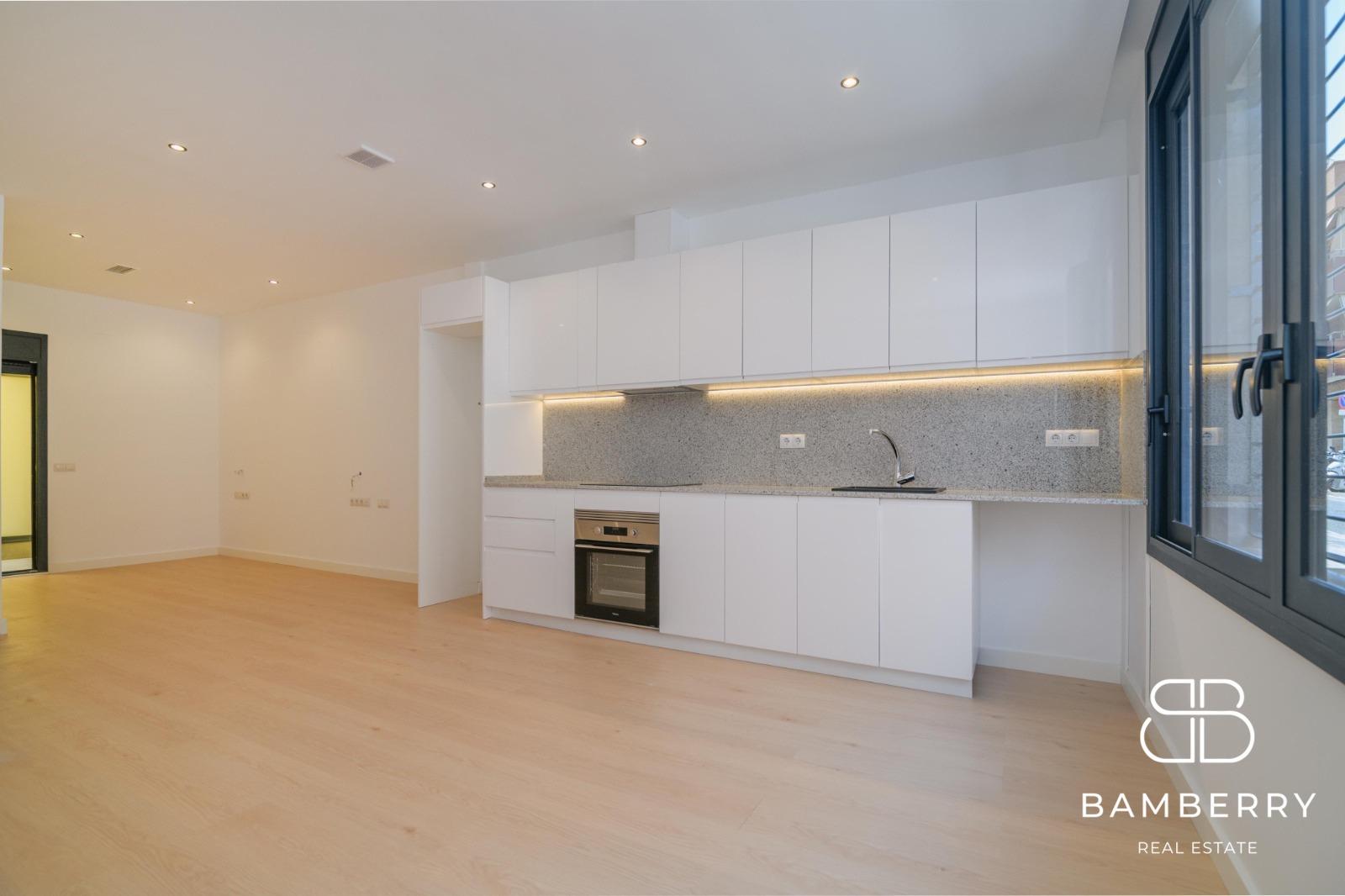 LOFT CON ENCANTO DE 1 HABITACIÓN EN SANT BOI DE LLOBREGAT-2