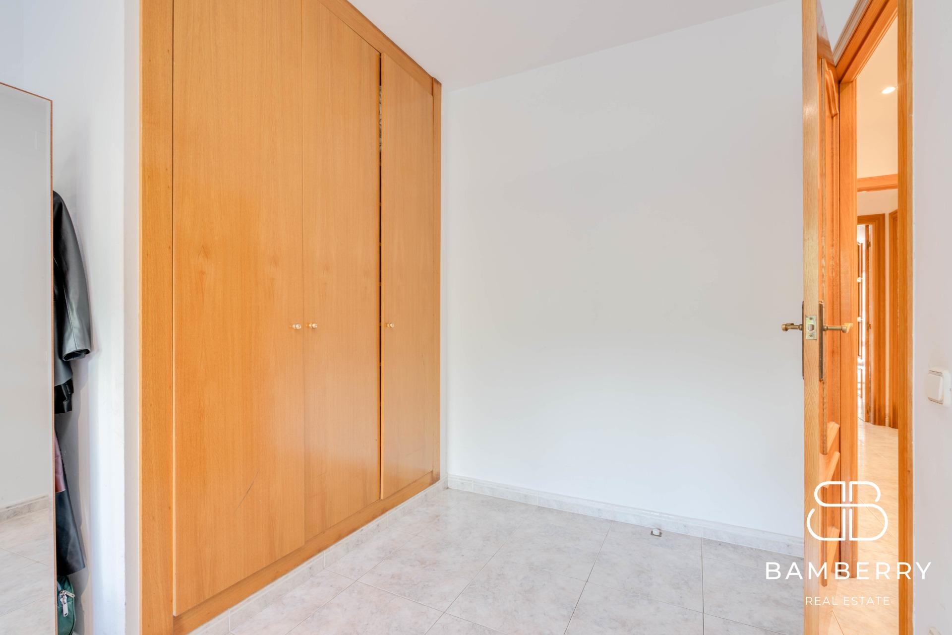 Fantástico piso exterior con terraza, piscina y dos plazas de parking en Sant Pol de Mar-28