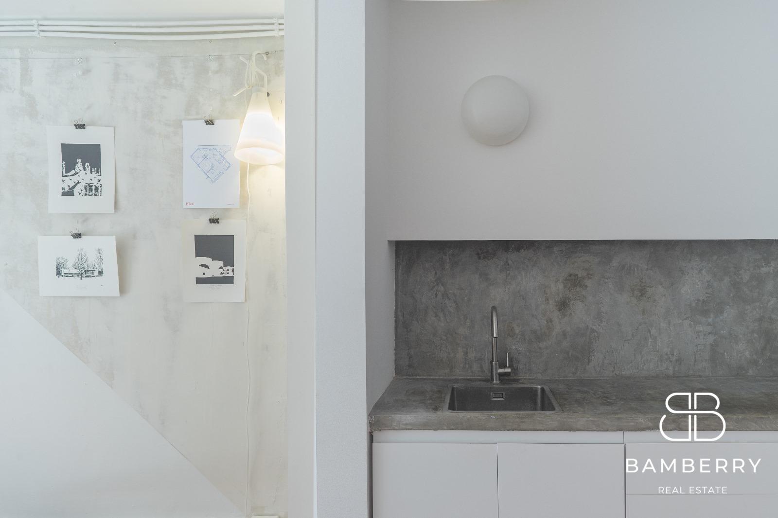 Oficina de diseño reformada en Gràcia-10