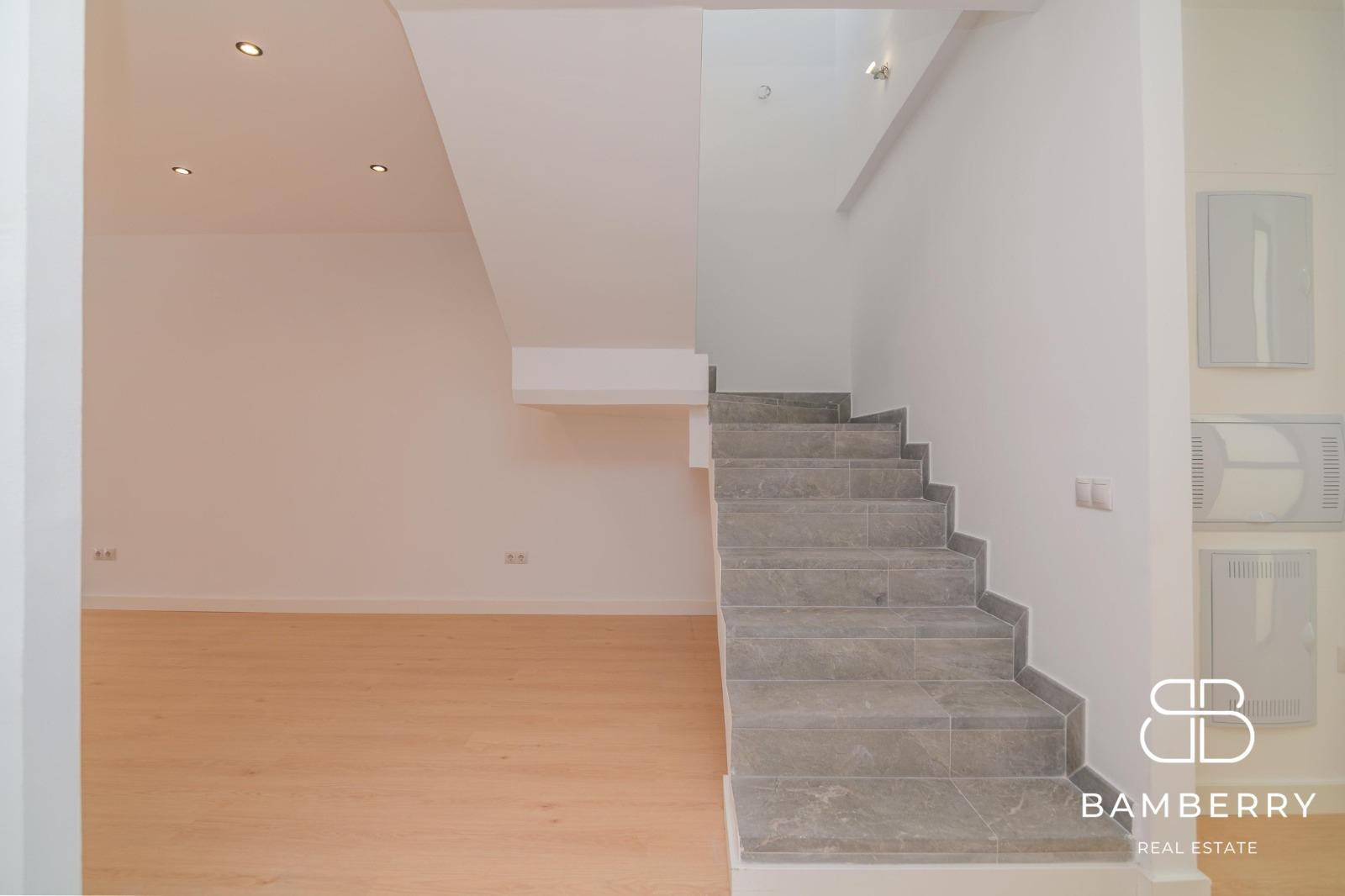 ÁTICO DÚPLEX DE OBRA NUEVA CON 2 TERRAZAS Y ASCENSOR DIRECTO A LA VIVIENDA-6